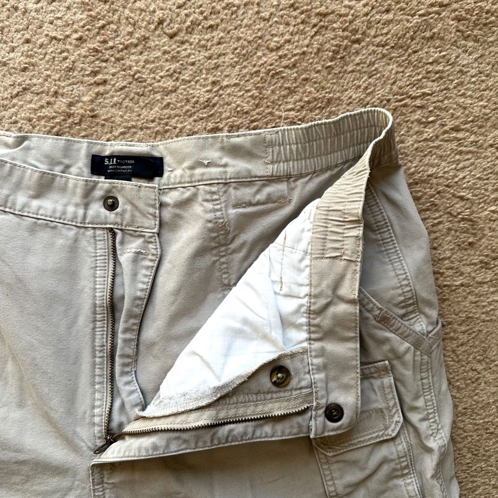Vintage 5.11 Tactical Cargo Pants Mens 36x30 Mid Rise Ripstop Tan Distressed Military Size US 36 / EU 52 - 4 Thumbnail