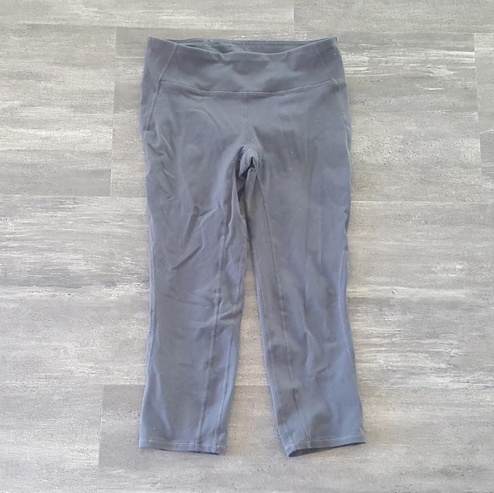 Gap Grey Gap Fitted Athletic Capri Size 28" / US 6 / IT 42 - 1 Thumbnail