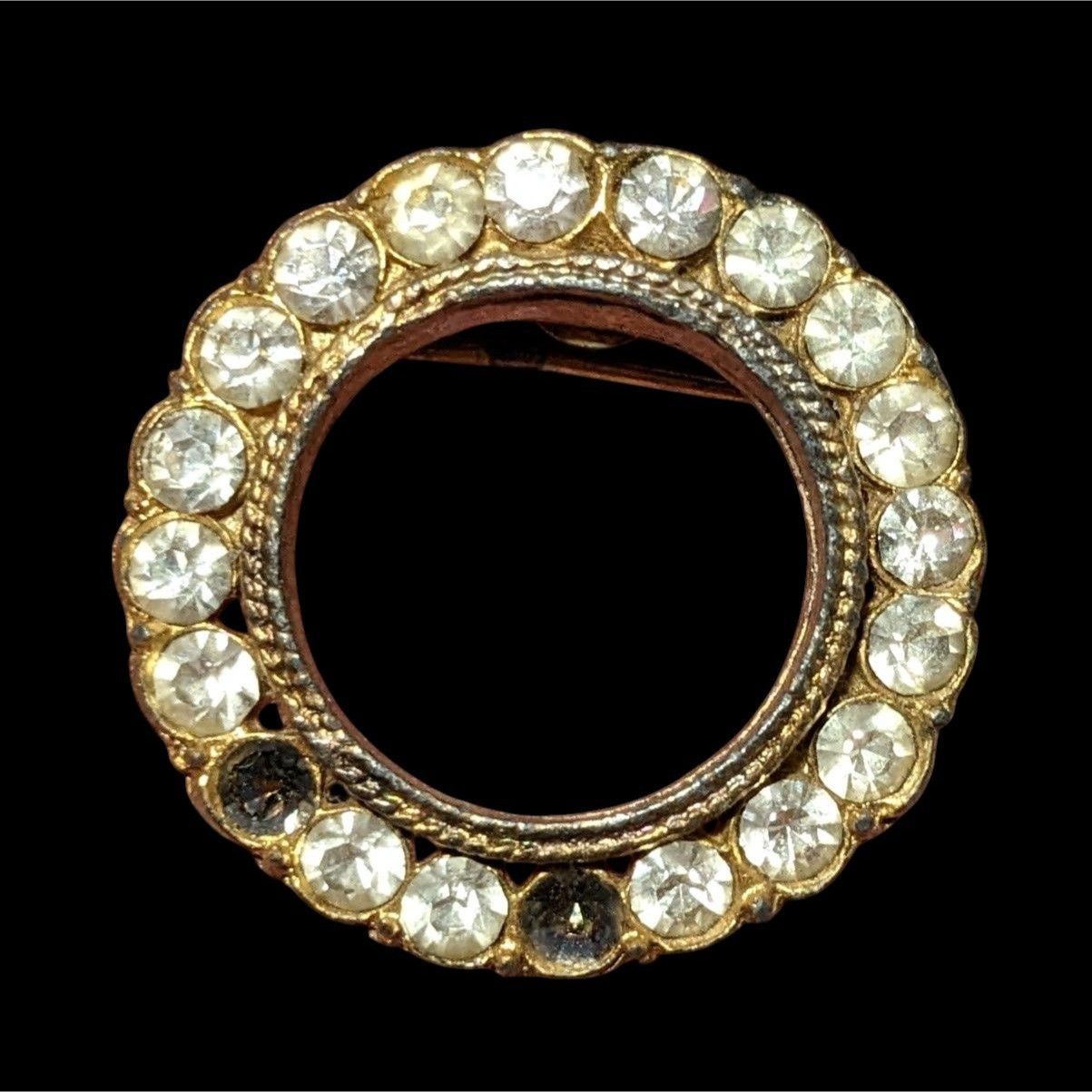 Other Vintage AJC Gold Tone Open Circle Rhinestone Brooch Size ONE SIZE - 5 Thumbnail