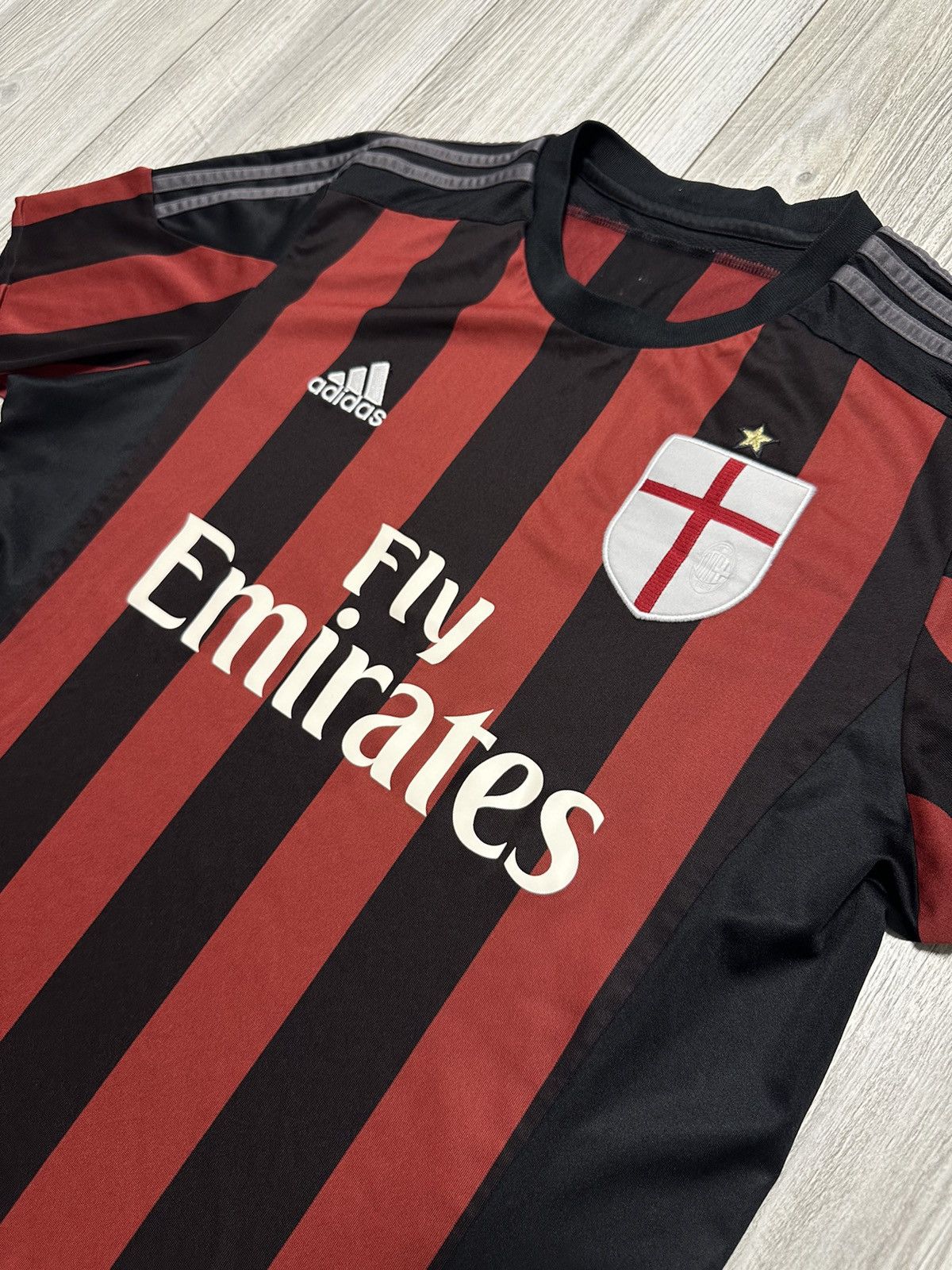 Adidas Vintage Adidas Milan 2015 2016 Football Home Soccer Jersey Size US M / EU 48-50 / 2 - 2 Thumbnail