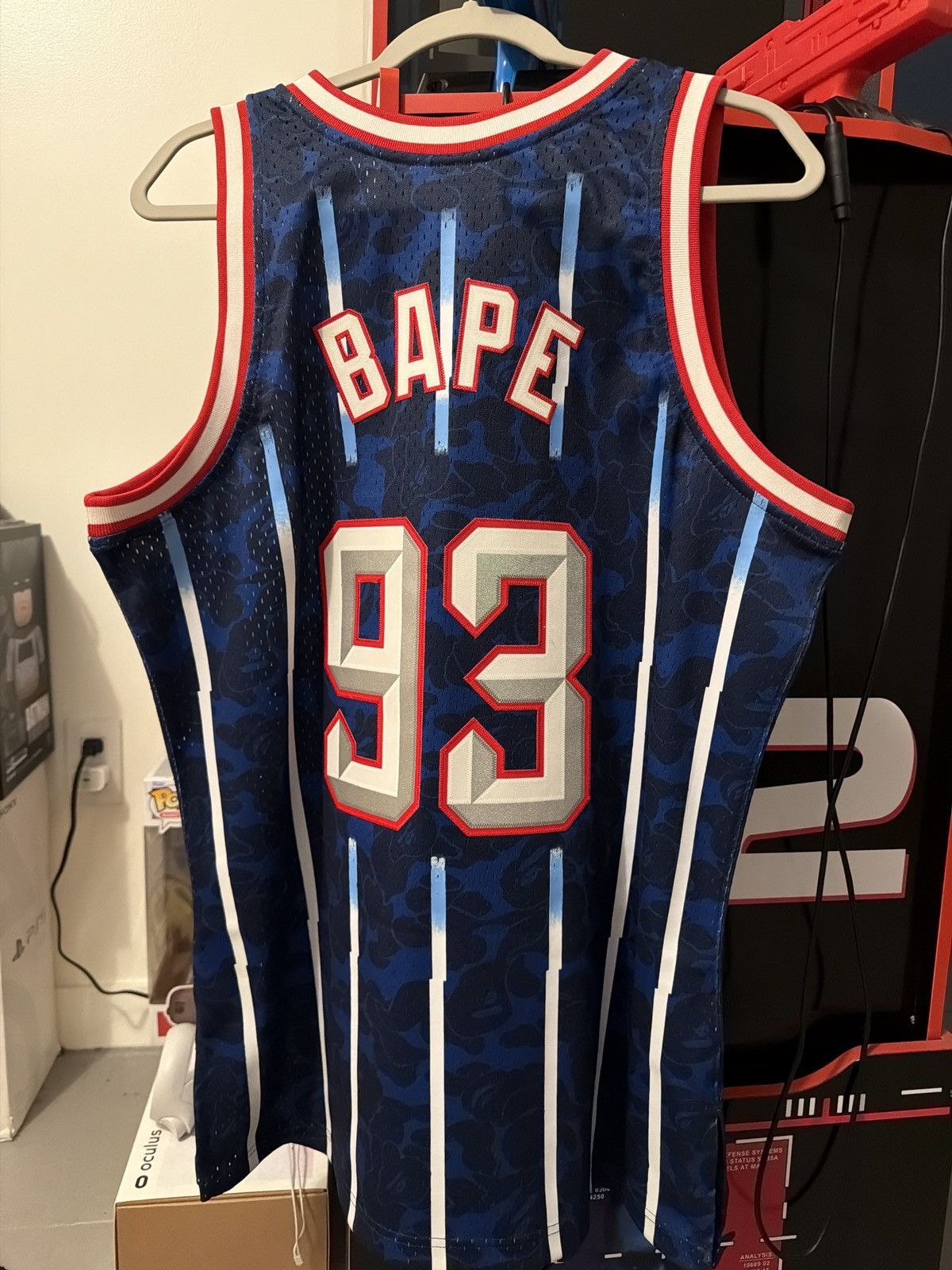 Bape × Mitchell & Ness × NBA Bape x Mitchell & Ness Rockets jersey Size US L / EU 52-54 / 3 - 2 Thumbnail