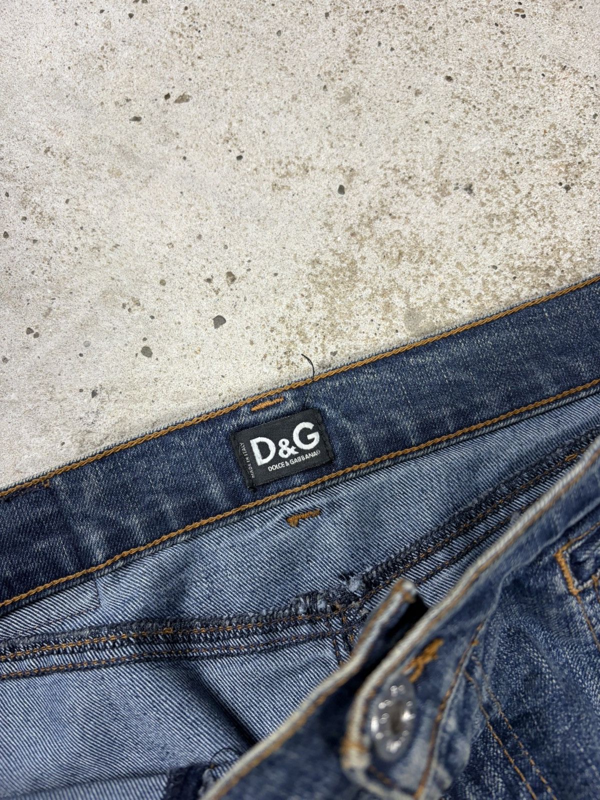 Dolce & Gabbana 2000s Dolce & Gabbana Low Rise Capri 3/4 Jeans Denim Pants Size 30" / US 8 / IT 44 - 9 Thumbnail