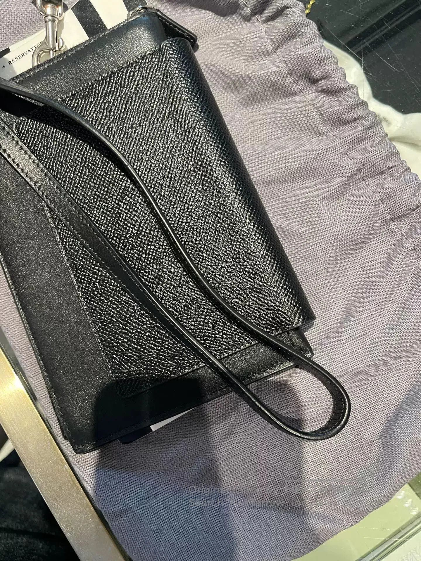 Balenciaga Balenciaga Passport Holder in Black Leather. Size ONE SIZE - 4 Thumbnail