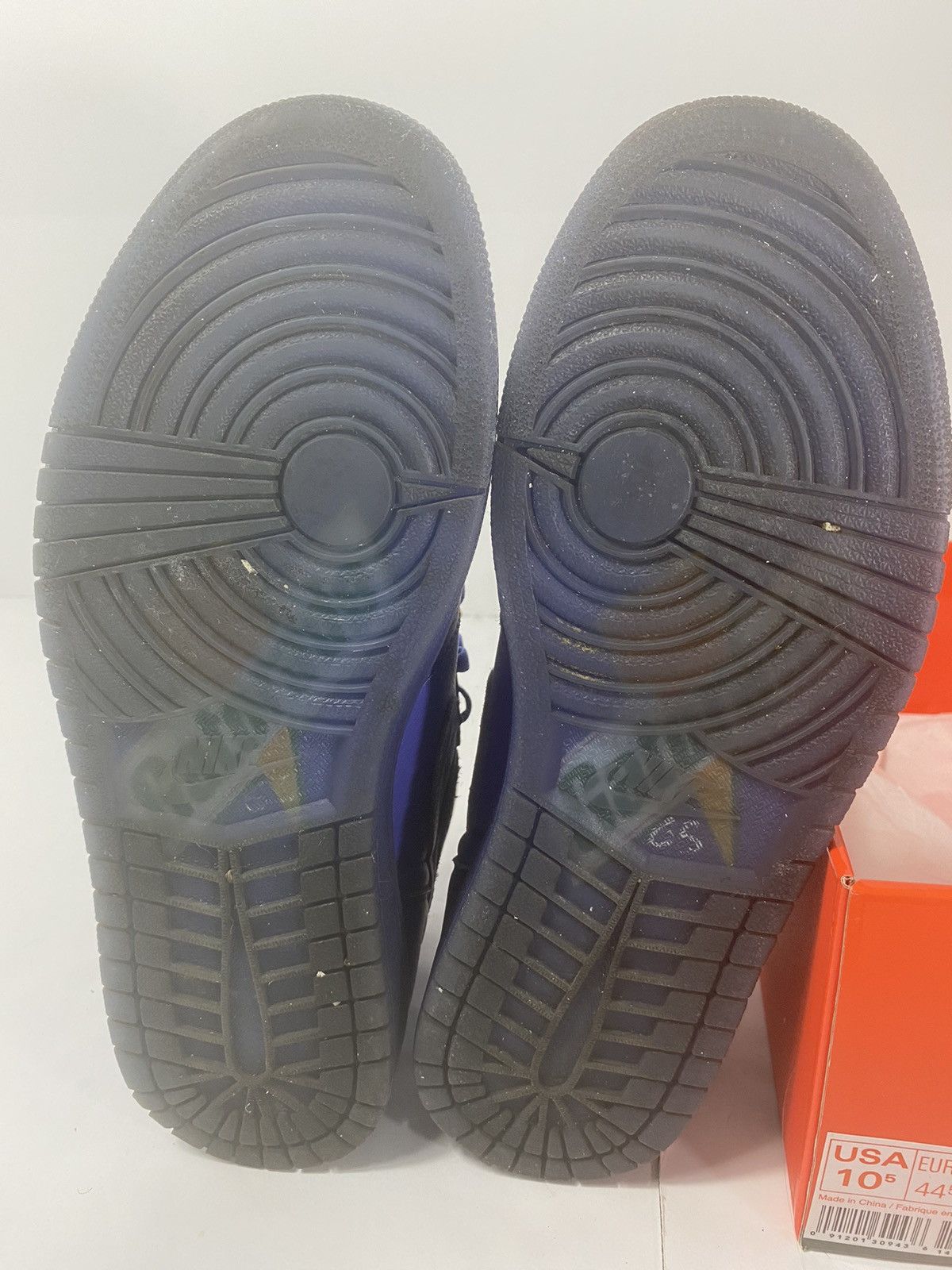 Gatorade × Nike Nike Air Jordan 1 Retro High OG Gatorade Grape Purple Size US 10.5 / EU 43-44 - 5 Thumbnail