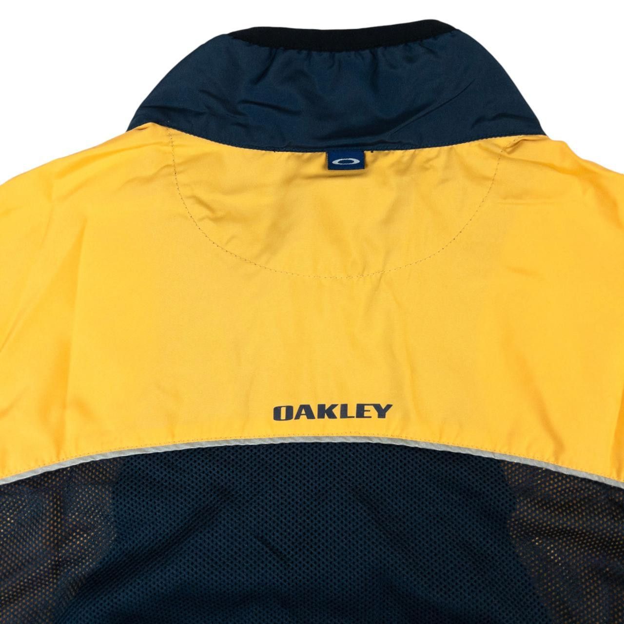Oakley Vintage Oakley Lightweight Zip Up Gilet Size L Size US L / EU 52-54 / 3 - 3 Thumbnail