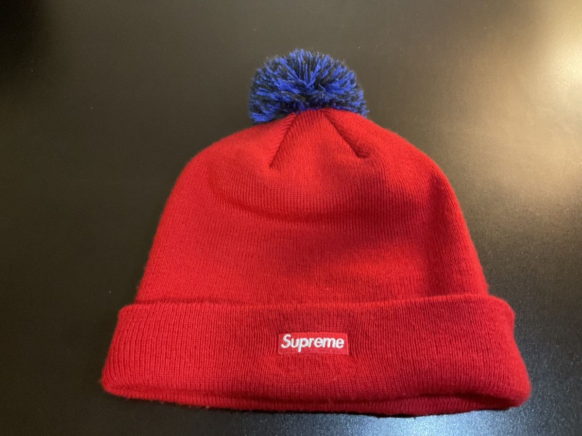 New Era × Supreme Supreme x New Era red beanie Size ONE SIZE - 2 Thumbnail