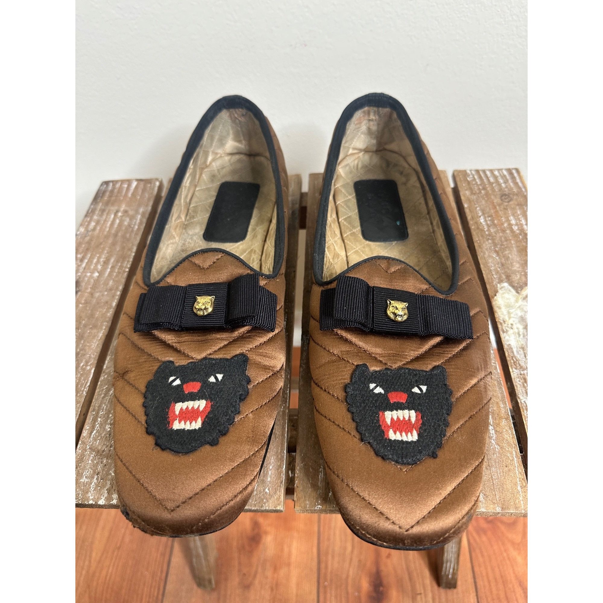 Gucci Gucci Silk Panther Embroidered Mens Quilted Slippers Size US 11 / EU 44 - 1 Thumbnail