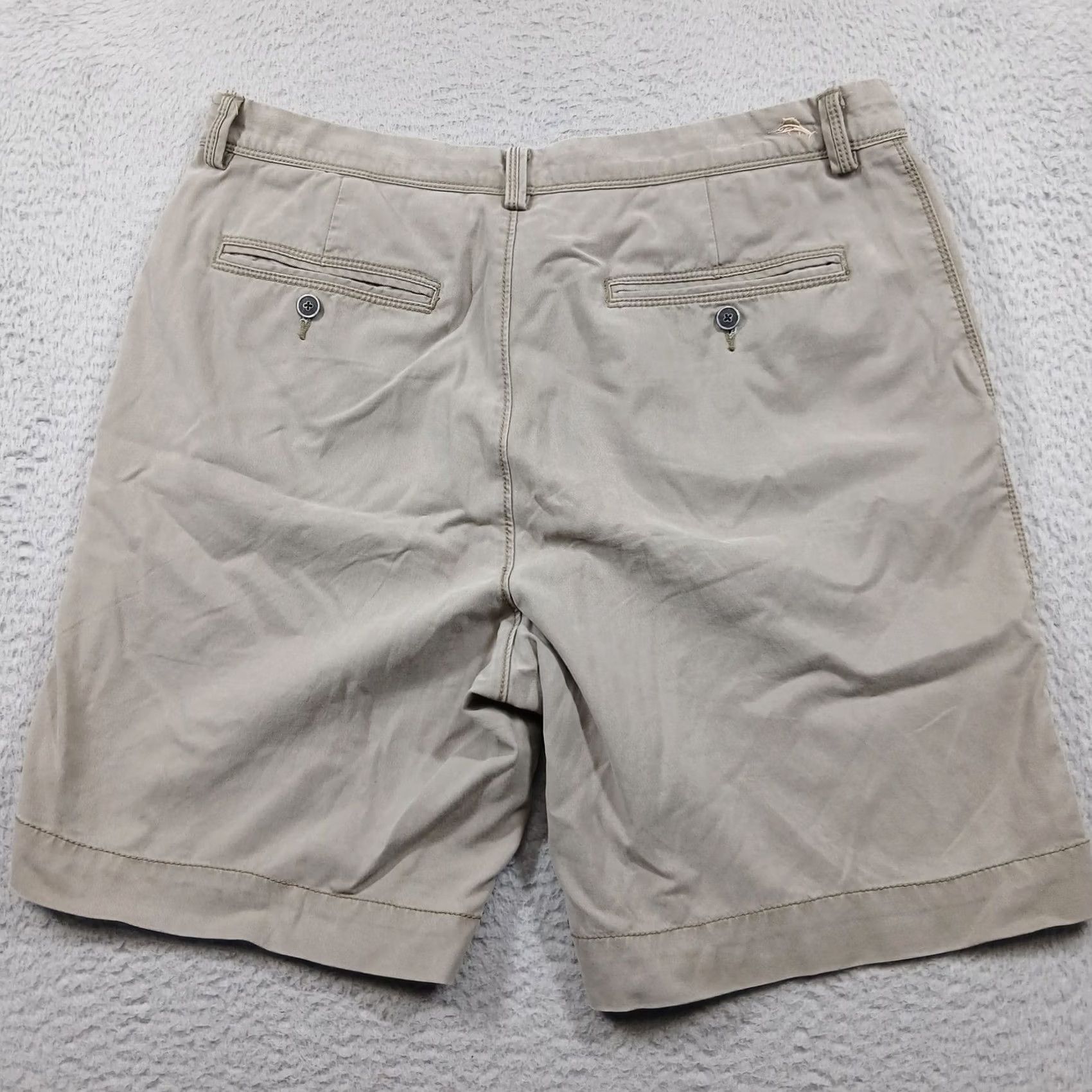 Tommy Bahama Tommy Bahama Mens Chino Shorts Size 35 Tan Cotton Blend EUC Size US 35 - 3 Thumbnail