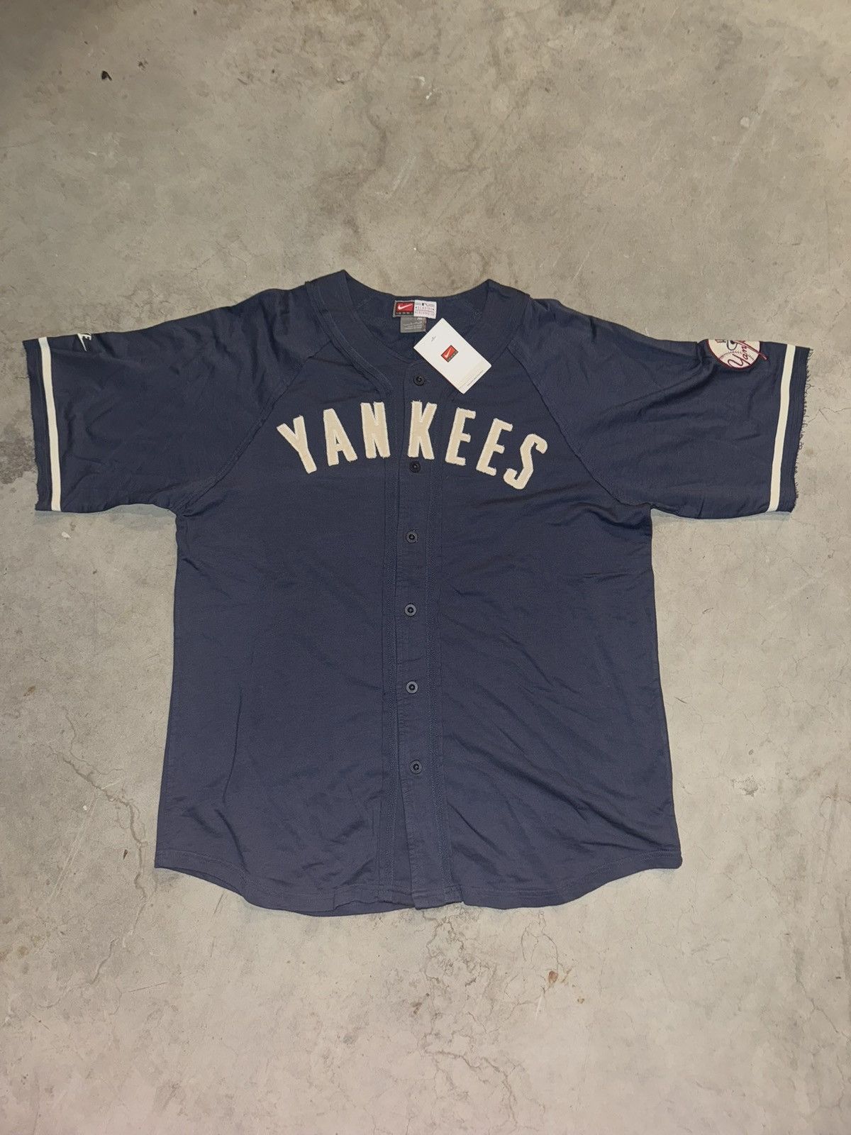 Vintage NWT Nike Team New York Yankees Oversized Jersey
