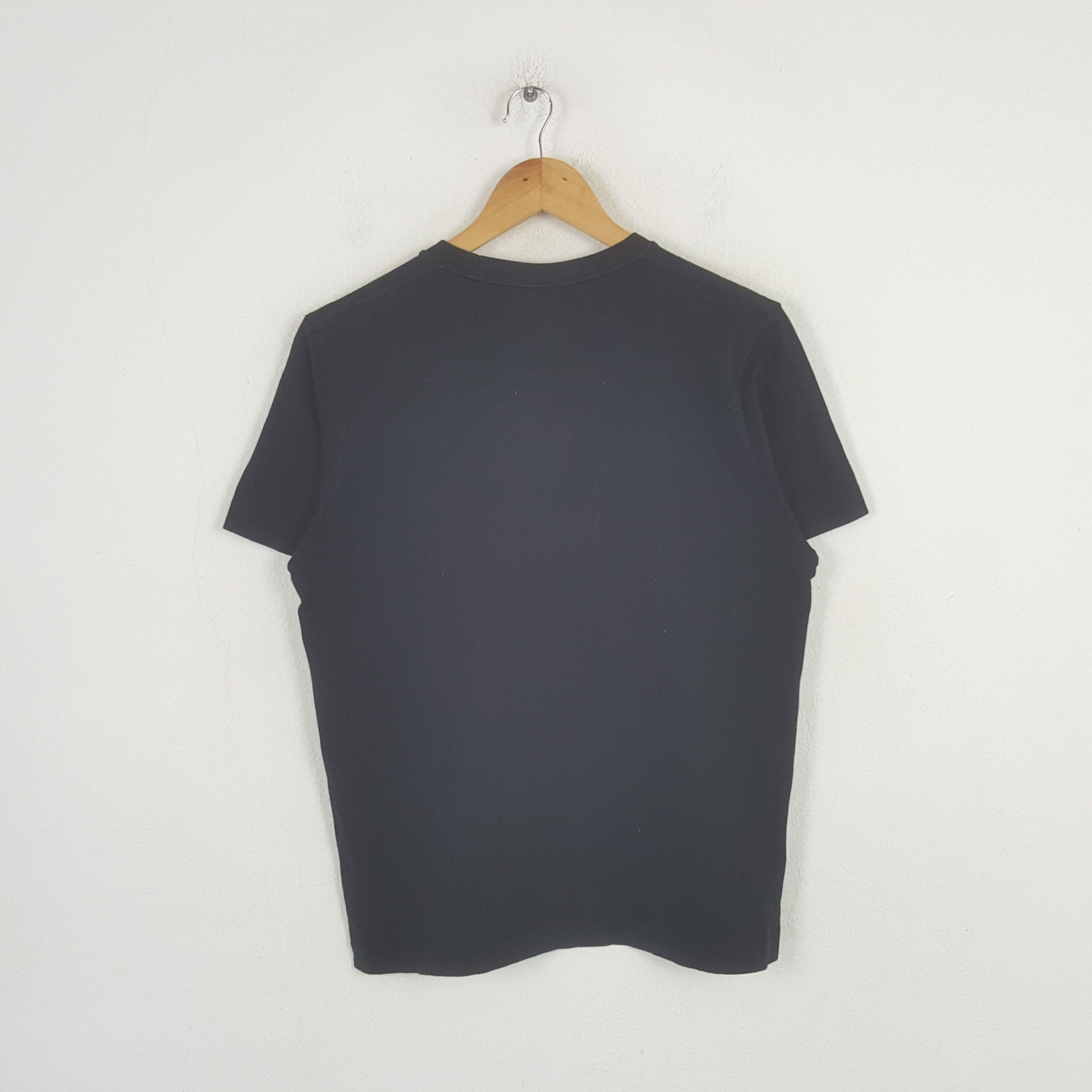 Kaws Vintage Kaws Sesame Street X Uniqlo Cartoon Tshirt RR18 Size US M / EU 48-50 / 2 - 3 Thumbnail