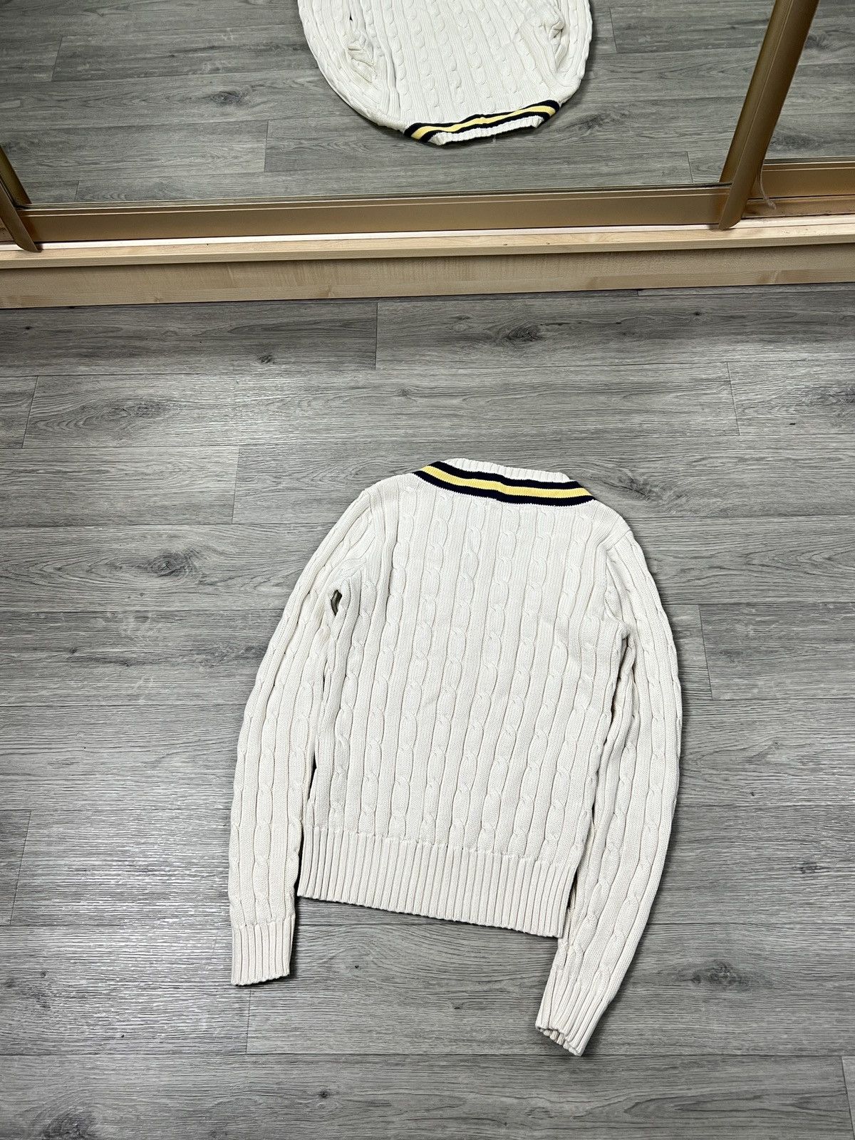 Polo Ralph Lauren Vintage Polo Ralph Lauren Heavyweight Knitted V-Neck Women’s Size M / US 6-8 / IT 42-44 - 6 Thumbnail