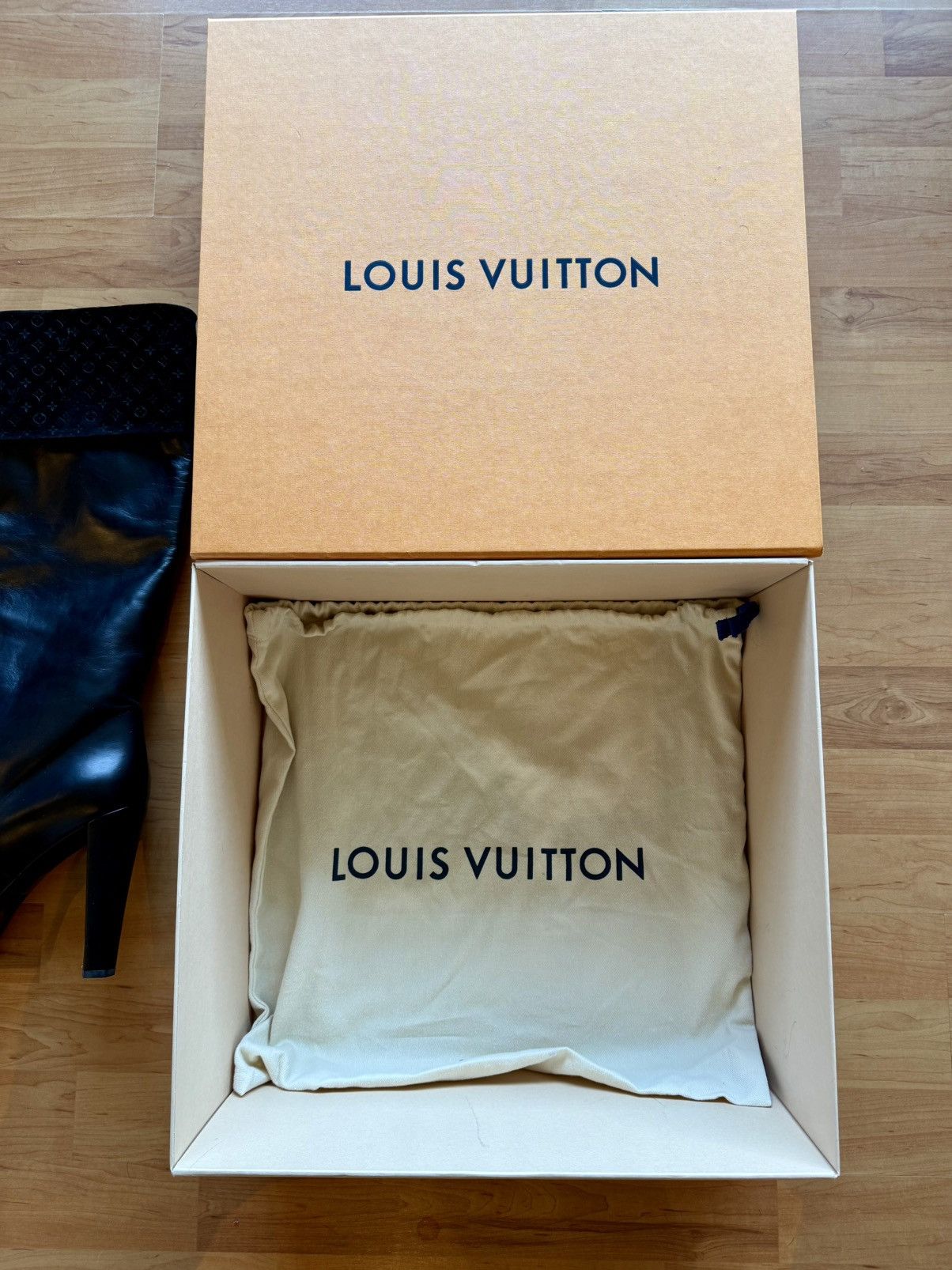 Louis Vuitton Louis Vuitton LV Monogram Tall Black Leather Platform Boots Size US 11 / IT 41 - 3 Thumbnail