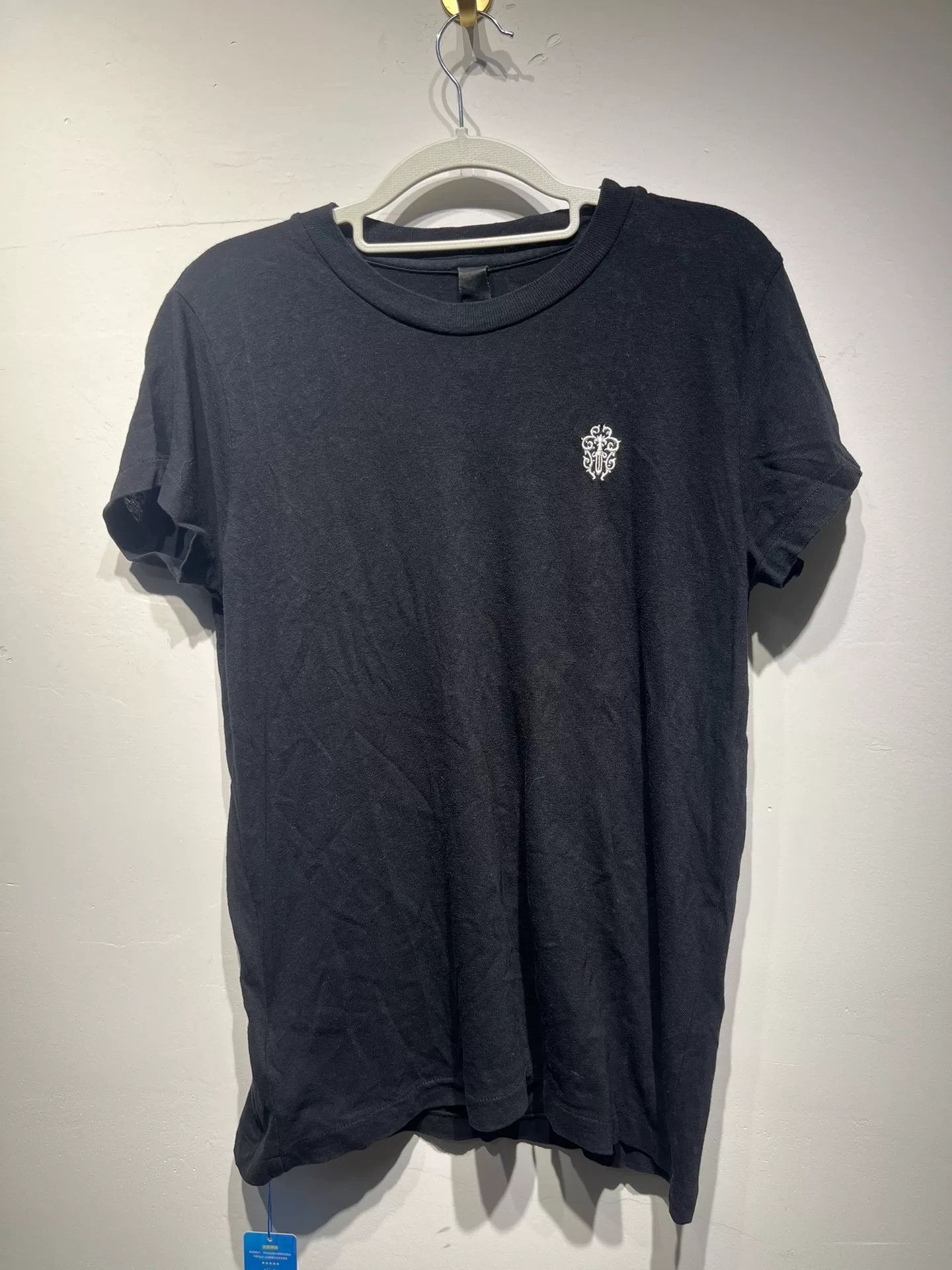 Chrome Hearts Chrome Hearts Embroidered Cropped Black T-Shirt L Men Size US L / EU 52-54 / 3 - 1 Thumbnail