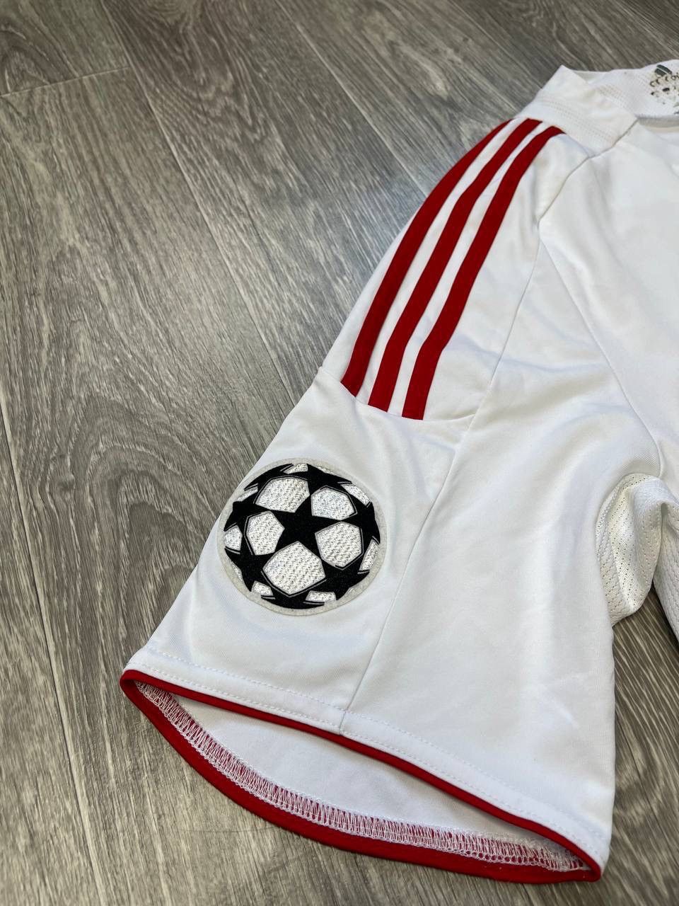 Adidas BAYERN MUNICH 2008 2009 THIRD FOOTBALL SOCCER JERSEY ADIDAS Size US M / EU 48-50 / 2 - 6 Thumbnail