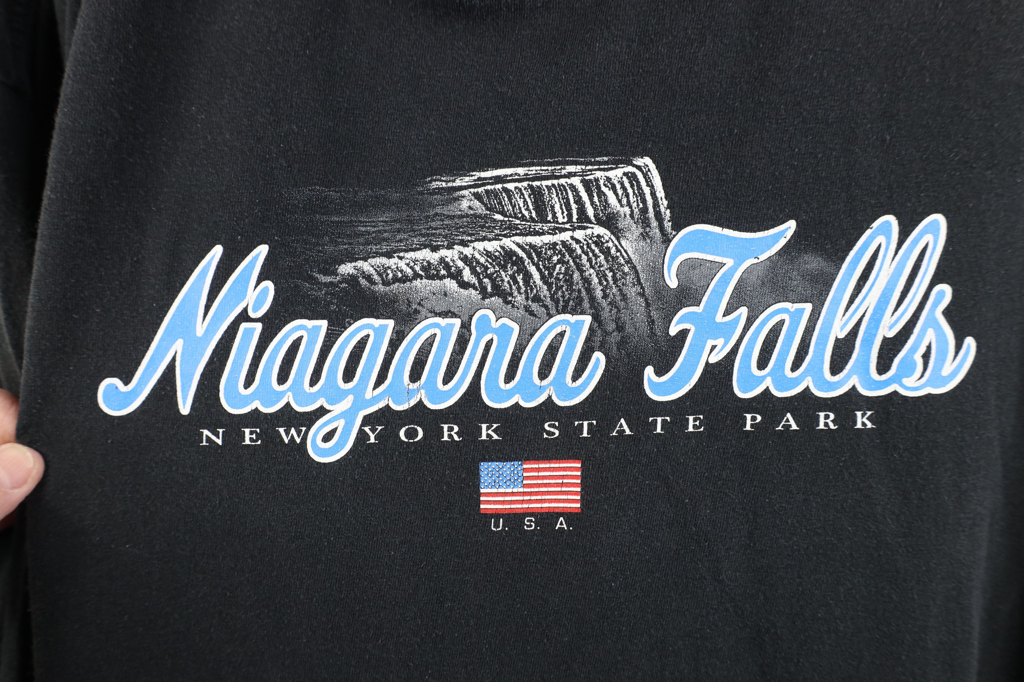 Vintage Vintage 90s Niagara Falls New York Long Sleeve T-Shirt Black Size US M / EU 48-50 / 2 - 4 Thumbnail