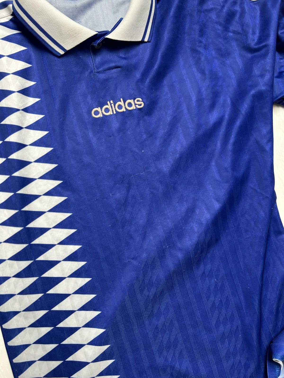 Adidas Vintage Adidas Long Sleeve Jersey Size US S / EU 44-46 / 1 - 7 Thumbnail