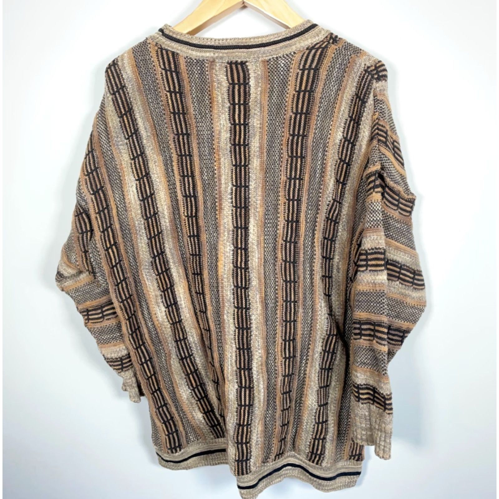 Coogi VINTAGE COOGI Style Sweater Mens XL Brown Beige Striped Crew Neck Chunky-Knit Pullover 90s Hip Hop Size US XL / EU 56 / 4 - 2 Thumbnail