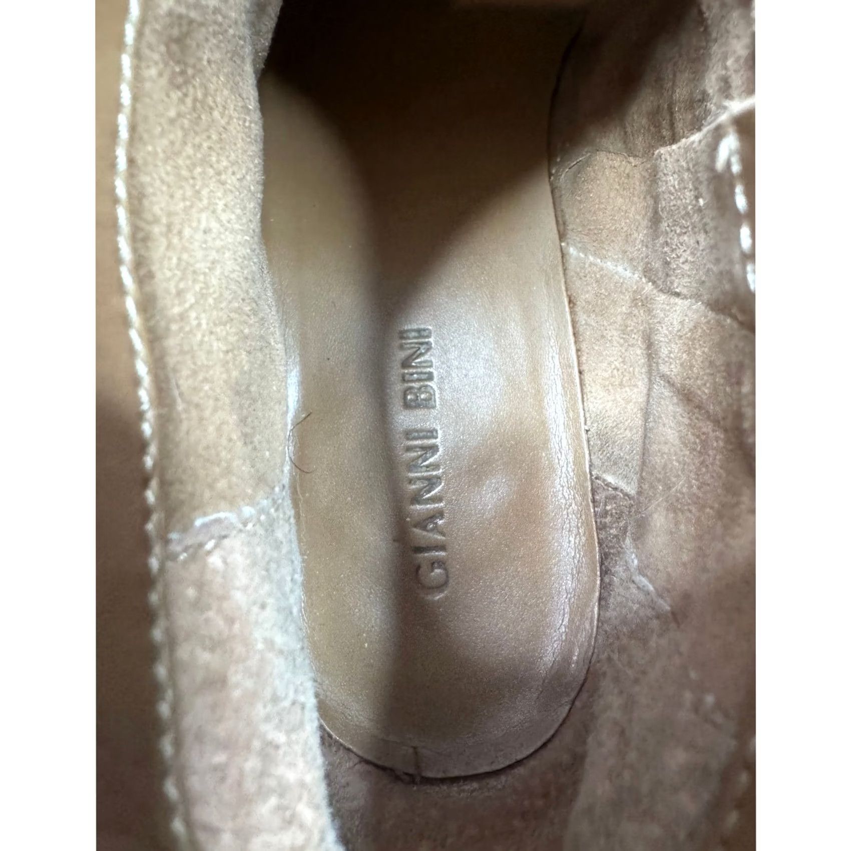 Vintage Gianni Bini Tan Suede Bootie Pointed Toe Buckle Zip Ankle Bootie Women 8.5M Brown Leather Lining Casual Western 39 7.5 6.5 UK 8.5 US Size US 9 / IT 39 - 6 Thumbnail