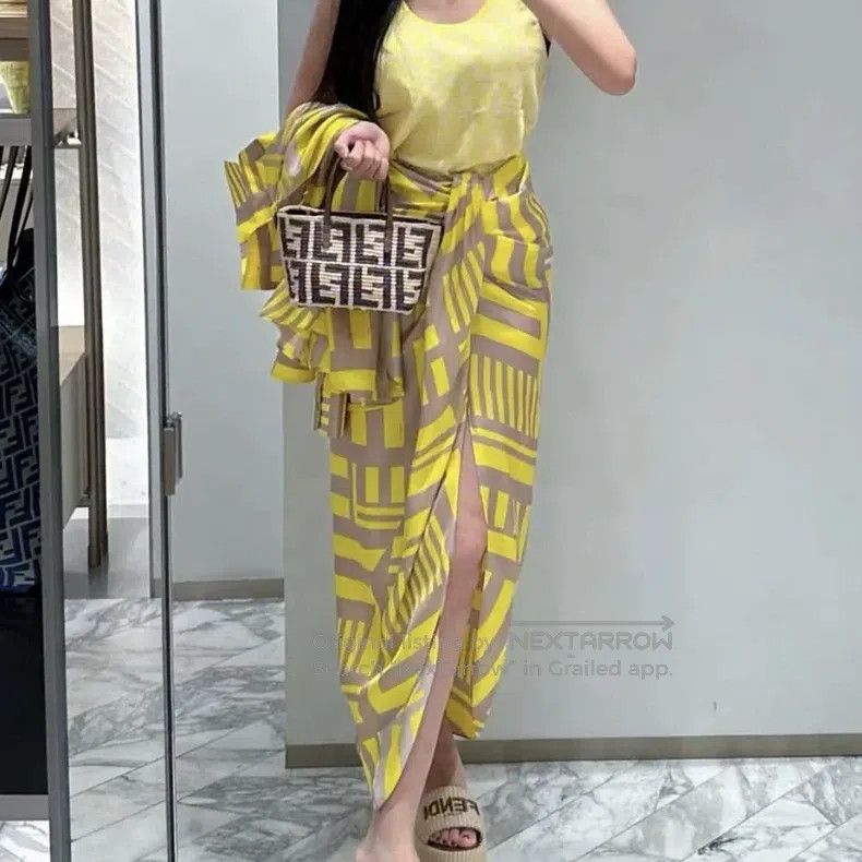 Fendi Fendi Logo Printed Elastic Waist Straight Skirt Size 26" / US 2 / IT 38 - 6 Thumbnail