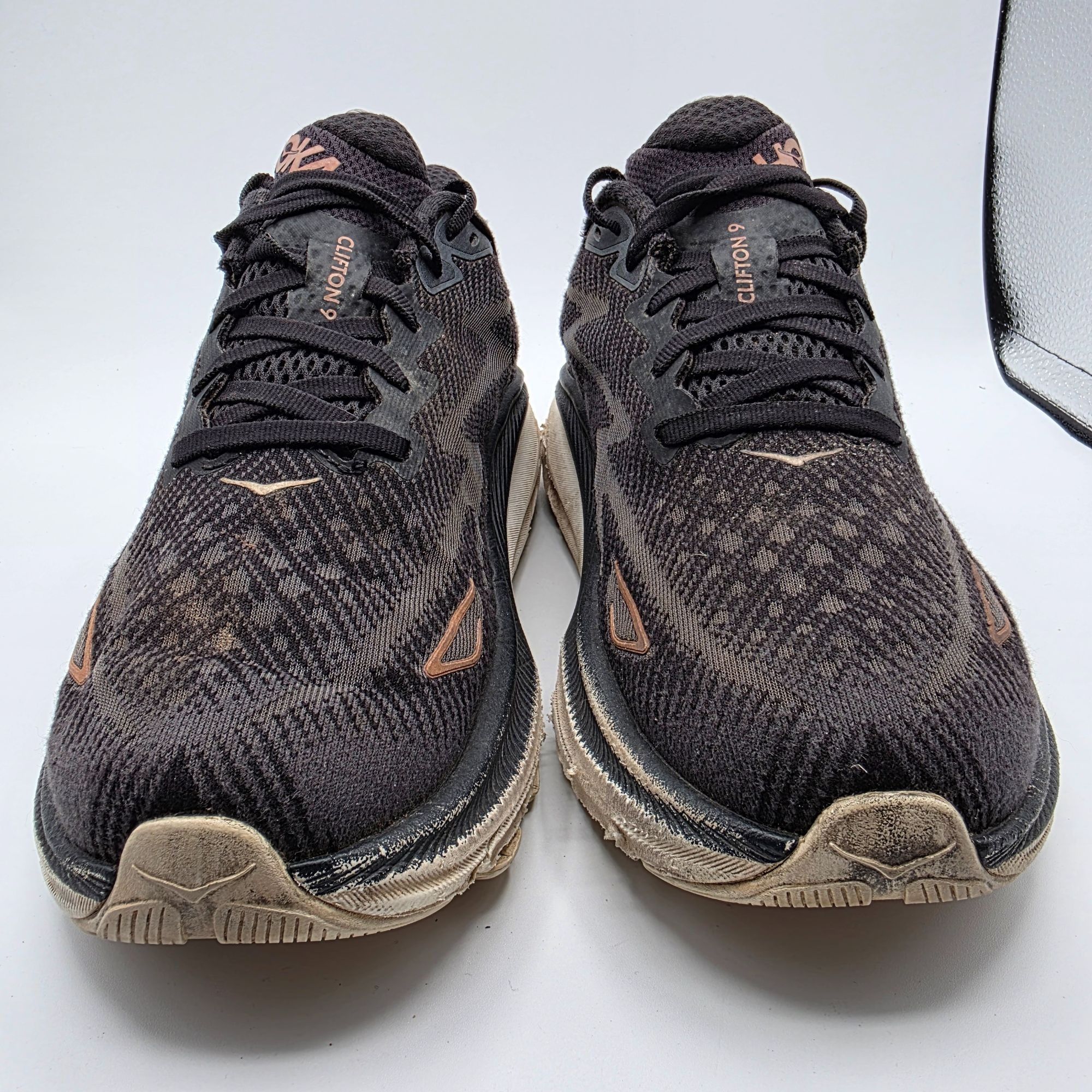 Hoka Hoka One One Clifton 9 Womens Size 8 B Black Athletic Shoe Size US 8 / IT 38 - 15 Thumbnail