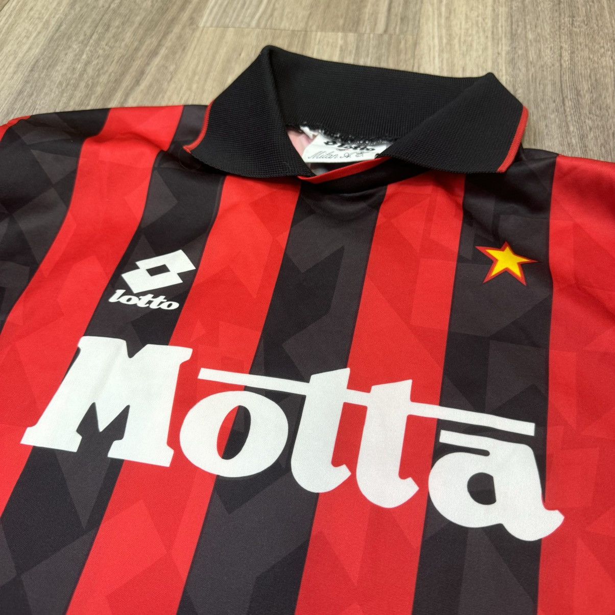 Lotto Sport AC Milan 93/94 longsleeves home shirt Size US M / EU 48-50 / 2 - 3 Thumbnail