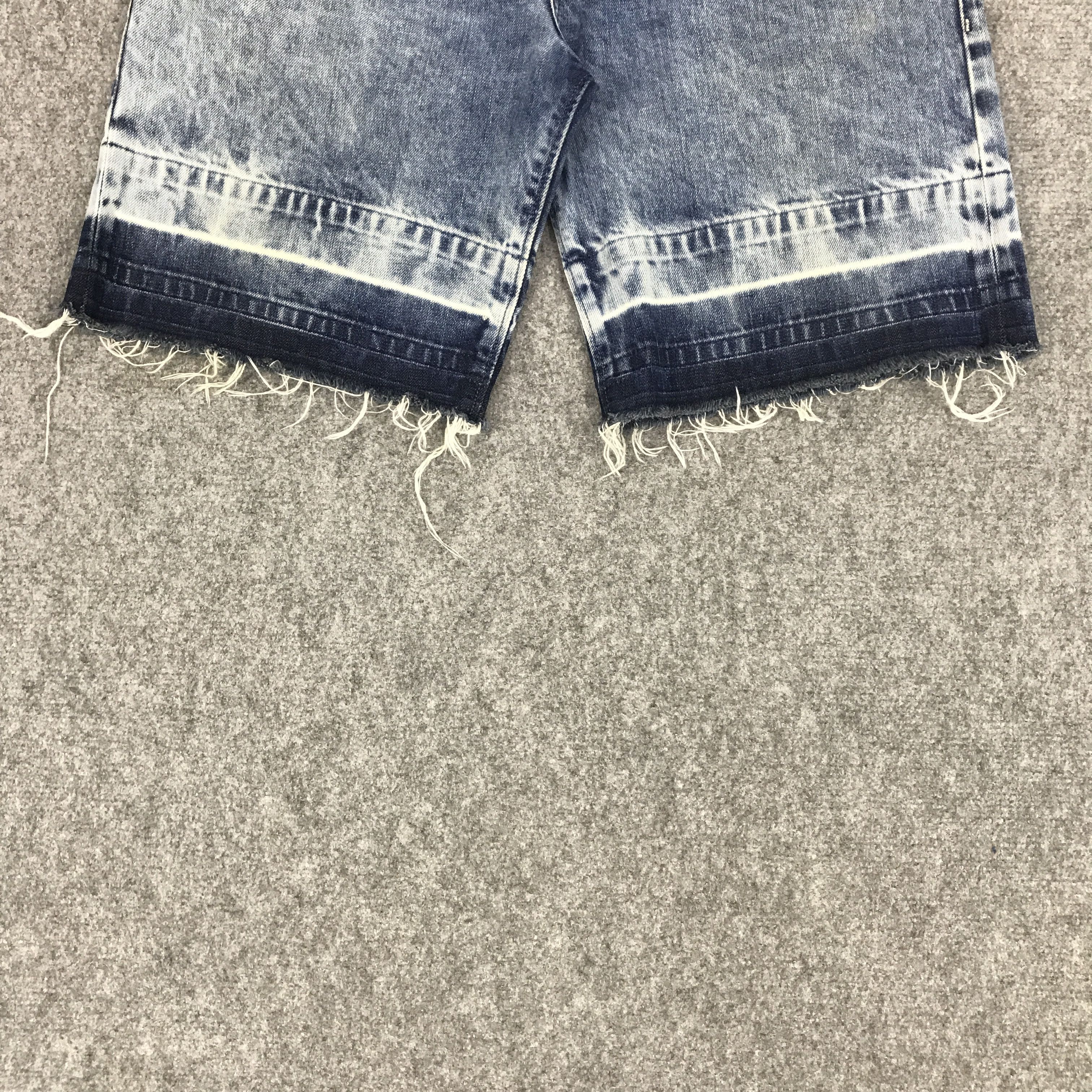 Diesel DIESEL INDUSTRY GUARANTEED DENIM JEANS SHORTS Size US 30 / EU 46 - 4 Thumbnail
