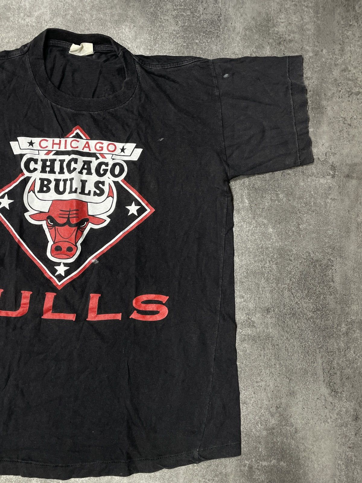 NBA RARE🔥Chicago Bulls Vintage 90s Tee Rare Blank Distressed Size US S / EU 44-46 / 1 - 4 Thumbnail