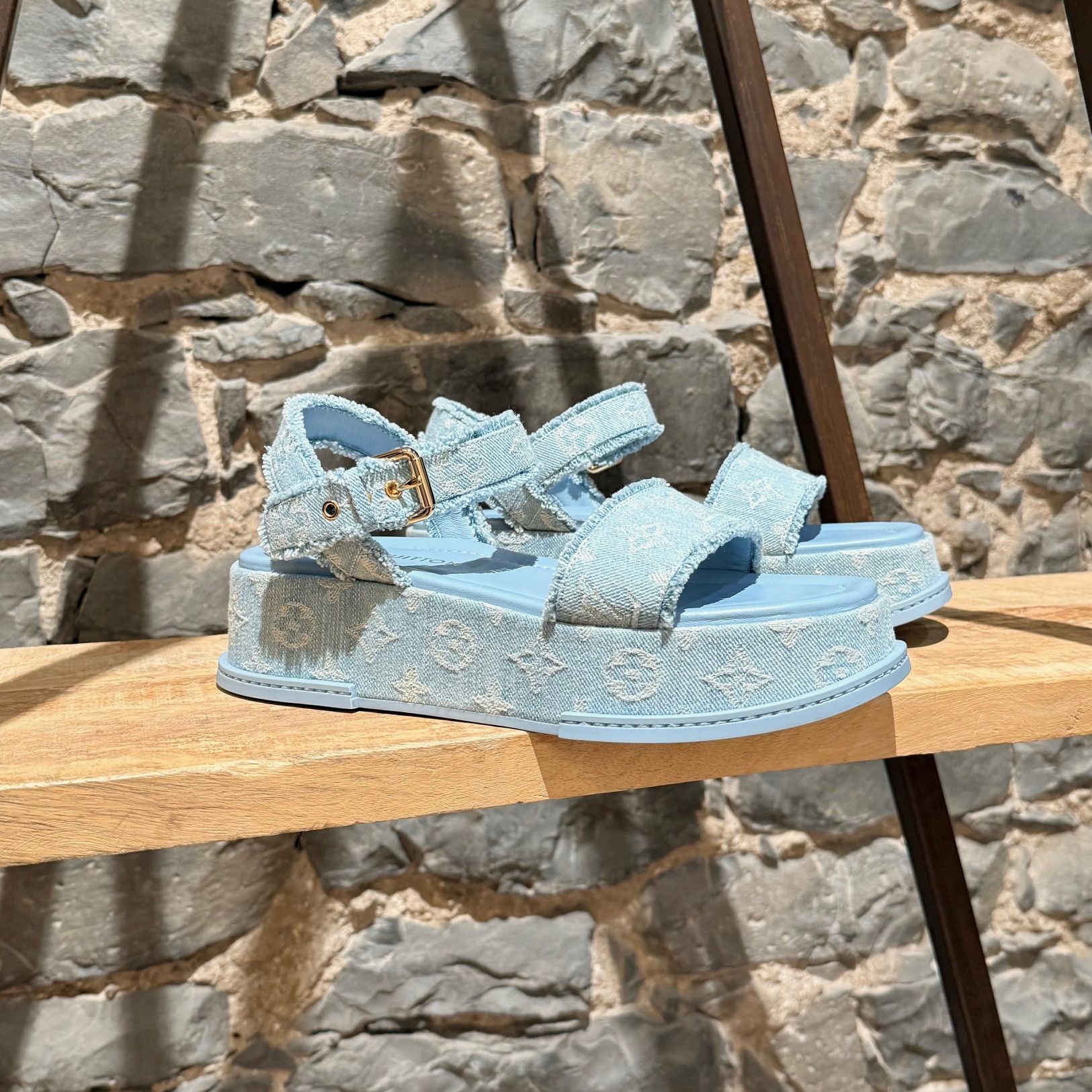 Louis Vuitton Louis Vuitton Blue Denim Monogram Maya Platform Sandals Size US 11 / IT 41 - 1 Thumbnail