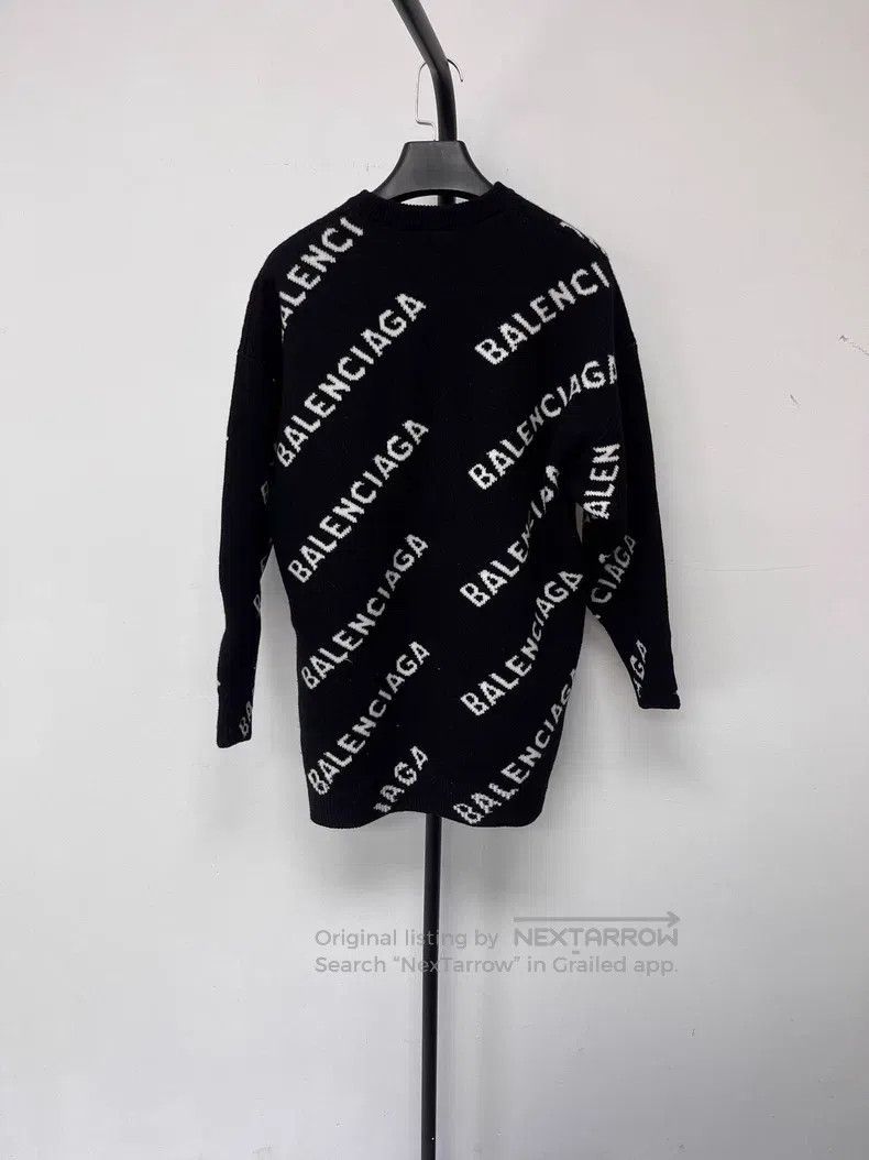 Balenciaga Balenciaga Ribbed knit round neck logo intarsia crew neck Size S / US 4 / IT 40 - 2 Thumbnail