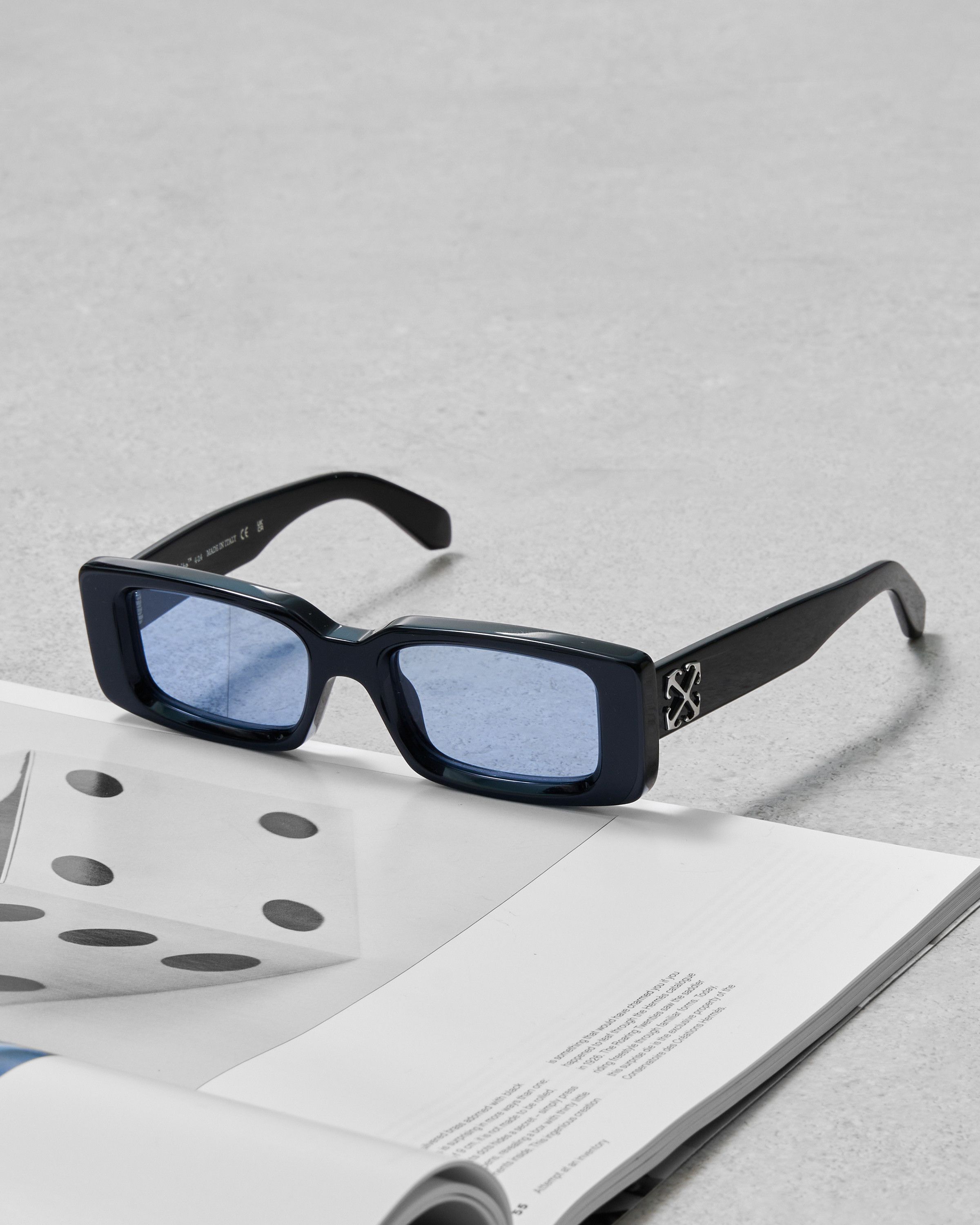 Off-White OFF WHITE Arthur Sunglasses Size ONE SIZE - 1 Thumbnail
