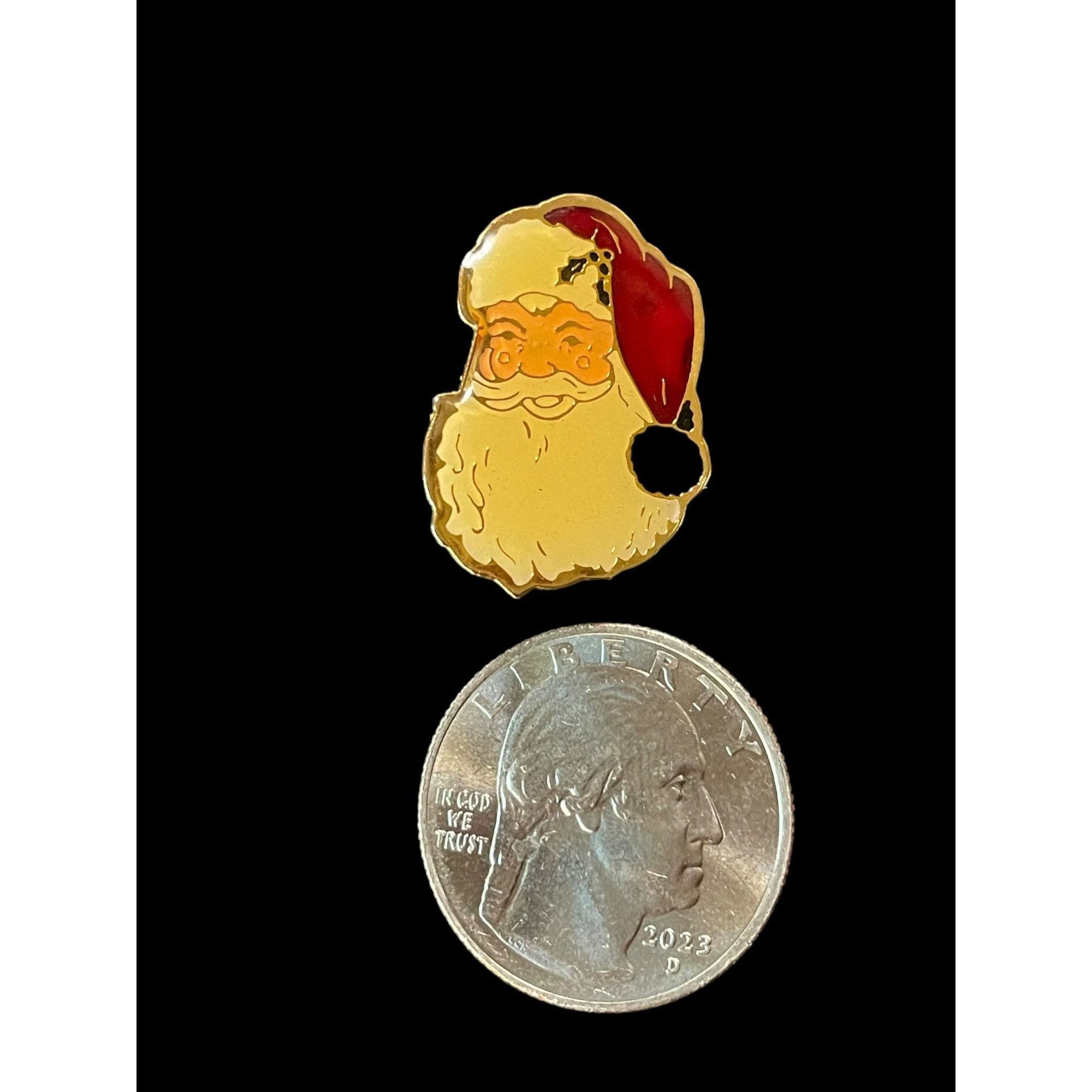 Jewelry × Vintage Vintage Gold Tone Santa Claus with Mistletoe Enamel Pin Size ONE SIZE - 3 Thumbnail