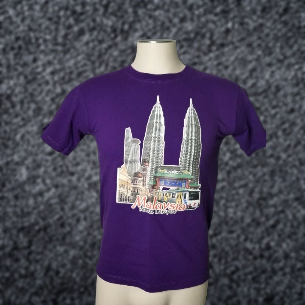 Vintage VINTAGE Kuala Lumpur Malaysia Souvenir T-Shirt, Men's M, Purple Burgundy Graphic Tee, Transportation Theme Size US M / EU 48-50 / 2 - 1 Thumbnail