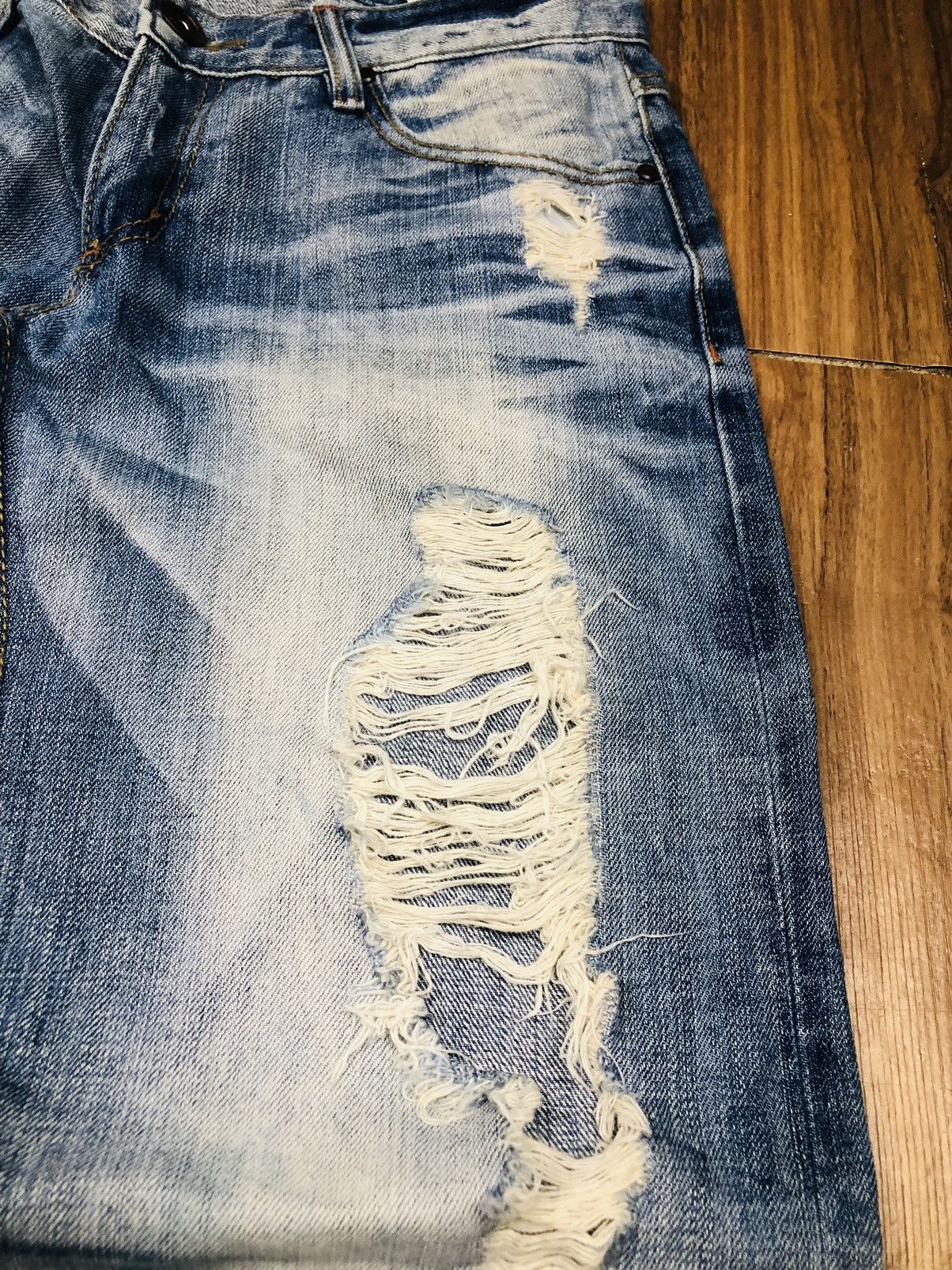 Other Lolita Distress Jeans (34) Size US 33 - 9 Thumbnail