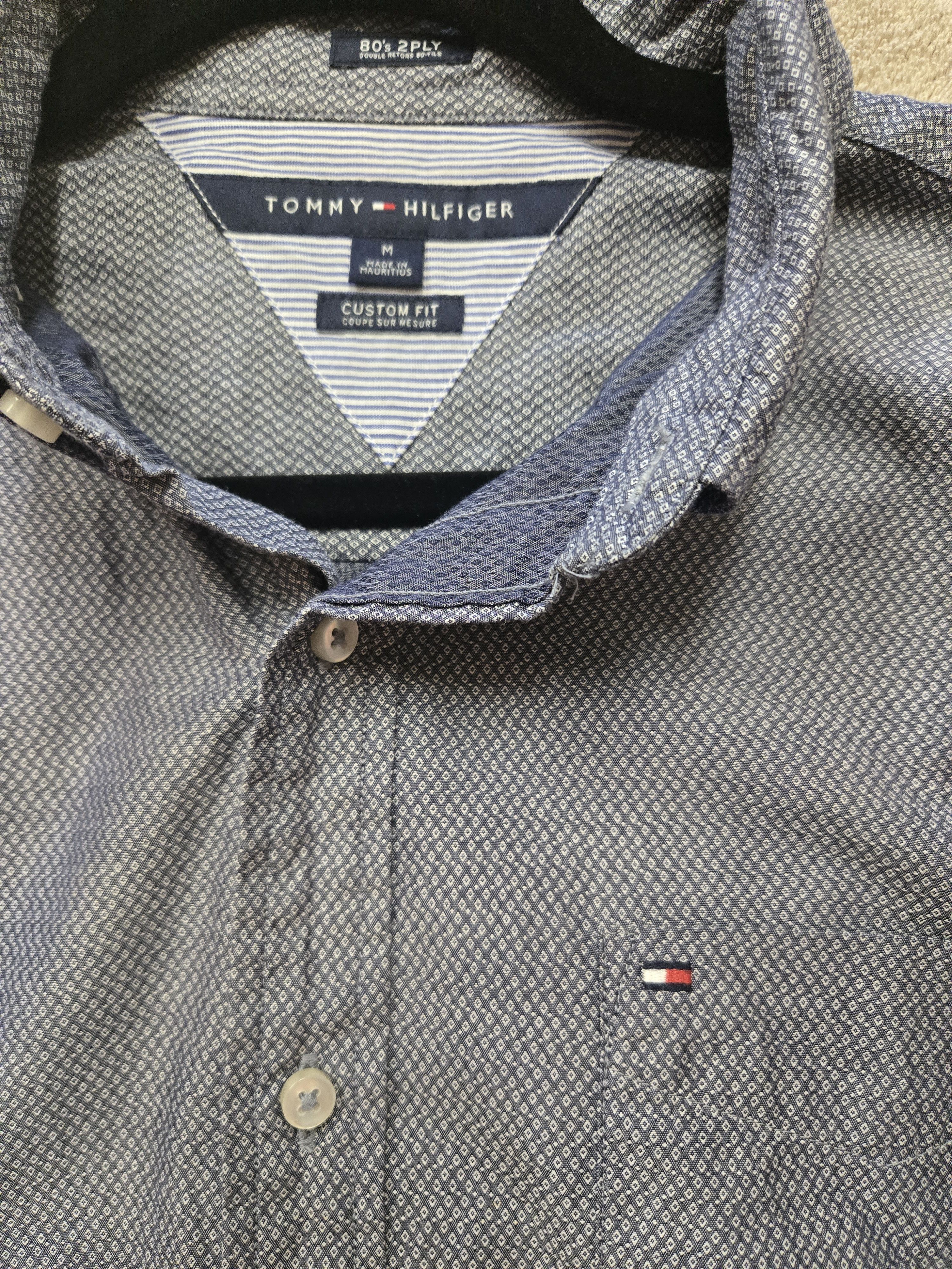 Tommy Hilfiger Tommy Hilfiger Custom Fit Button Down Shirt Grey Micro Print Size US M / EU 48-50 / 2 - 3 Thumbnail