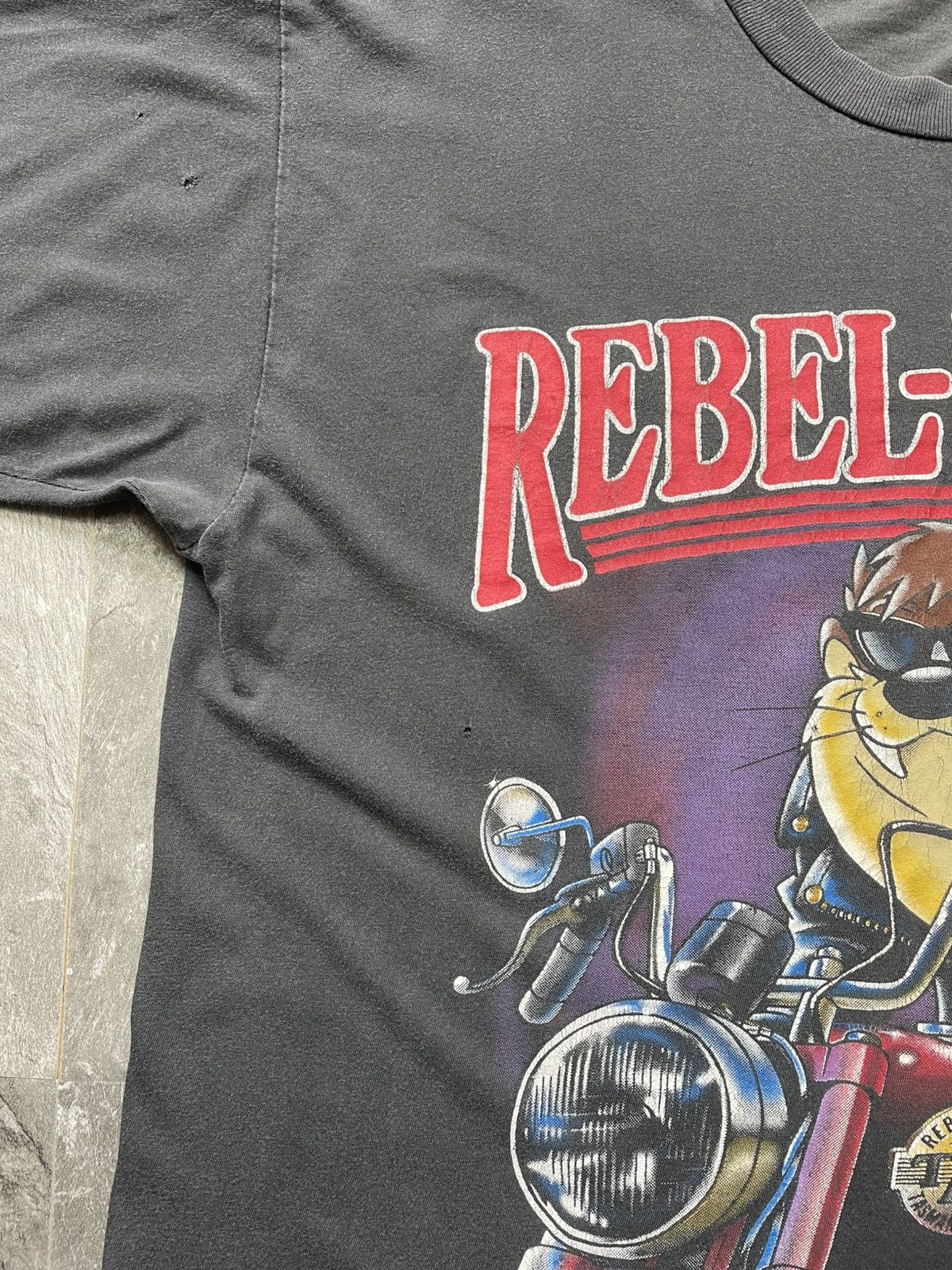 Band Tees Vintage 1992 Space Jam Rebel Rider TAZ Distressed Tee Single Size US XL / EU 56 / 4 - 3 Thumbnail