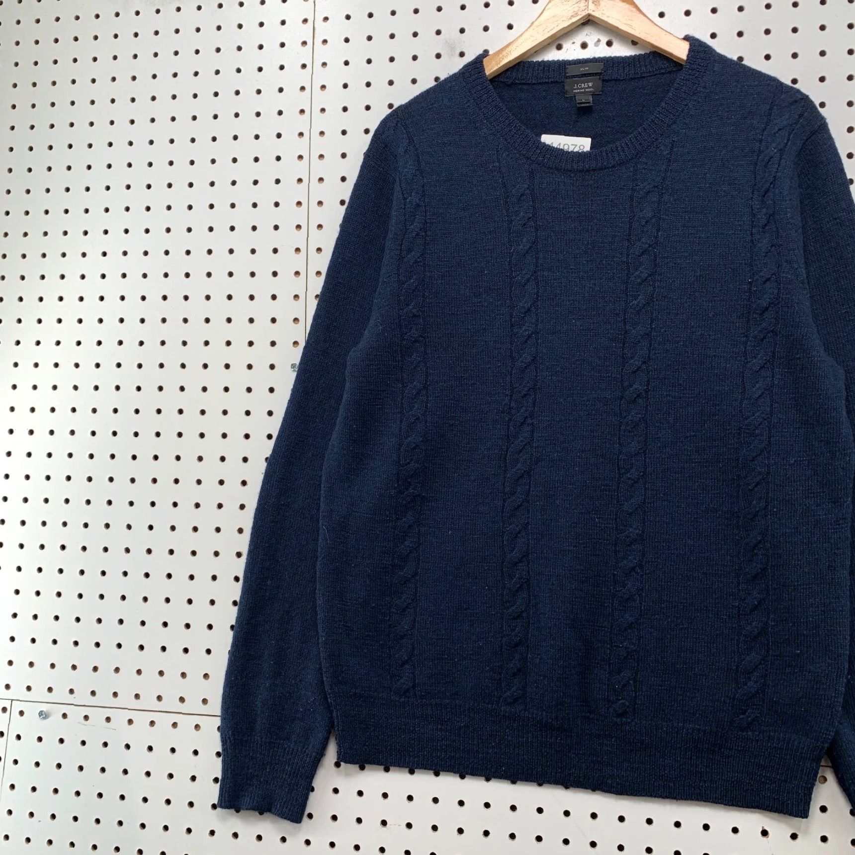 J.Crew JCrew Wool Sweater Men Large Navy Blue Slim 100% Merino Crewneck Business School Shirt Mens L Navy Wool Crewneck Pullover Winter Fall Spring 90s? Size US L / EU 52-54 / 3 - 3 Thumbnail