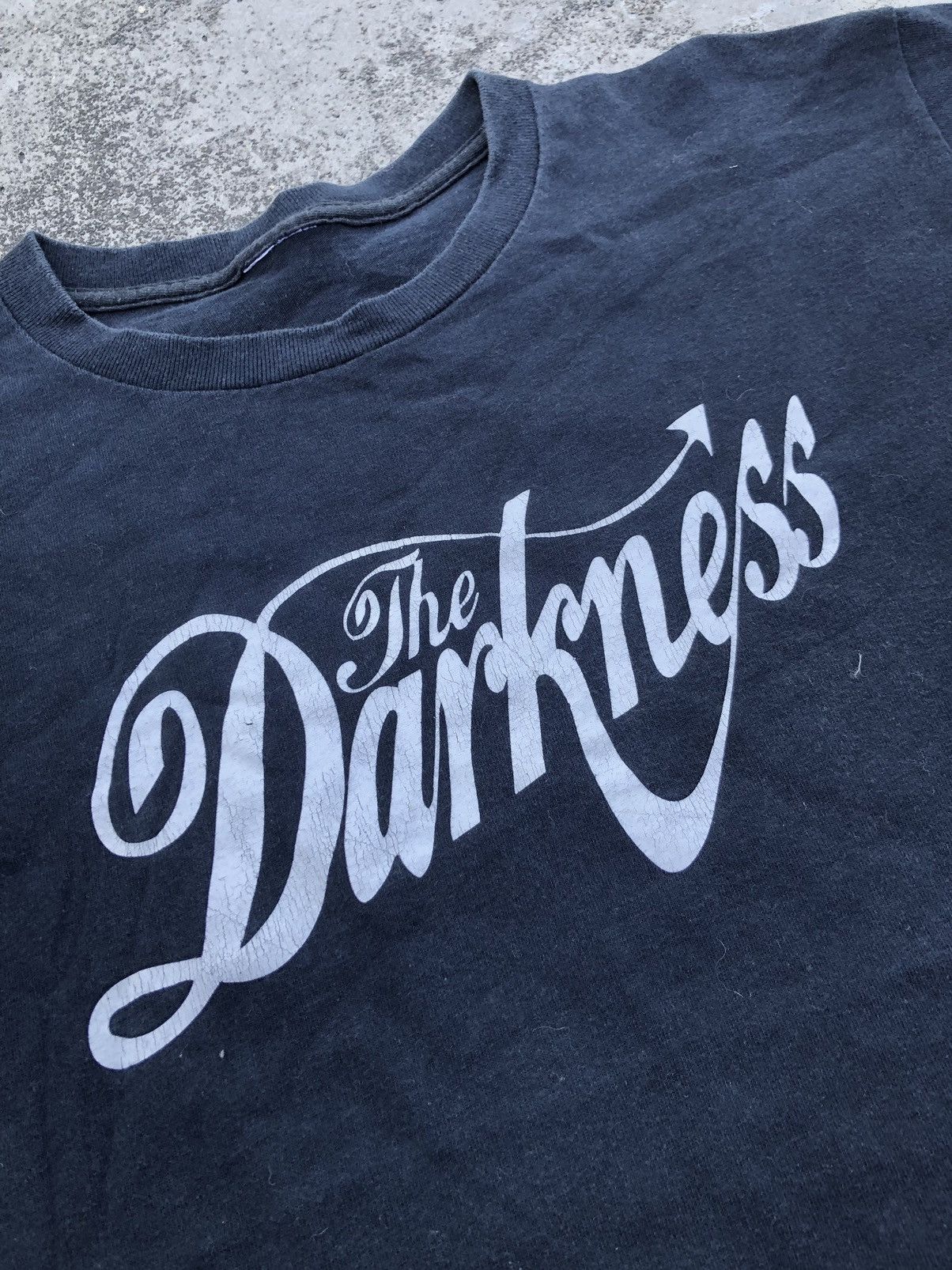 Band Tees THE DARKNESS BAND TEE Size US M / EU 48-50 / 2 - 2 Thumbnail