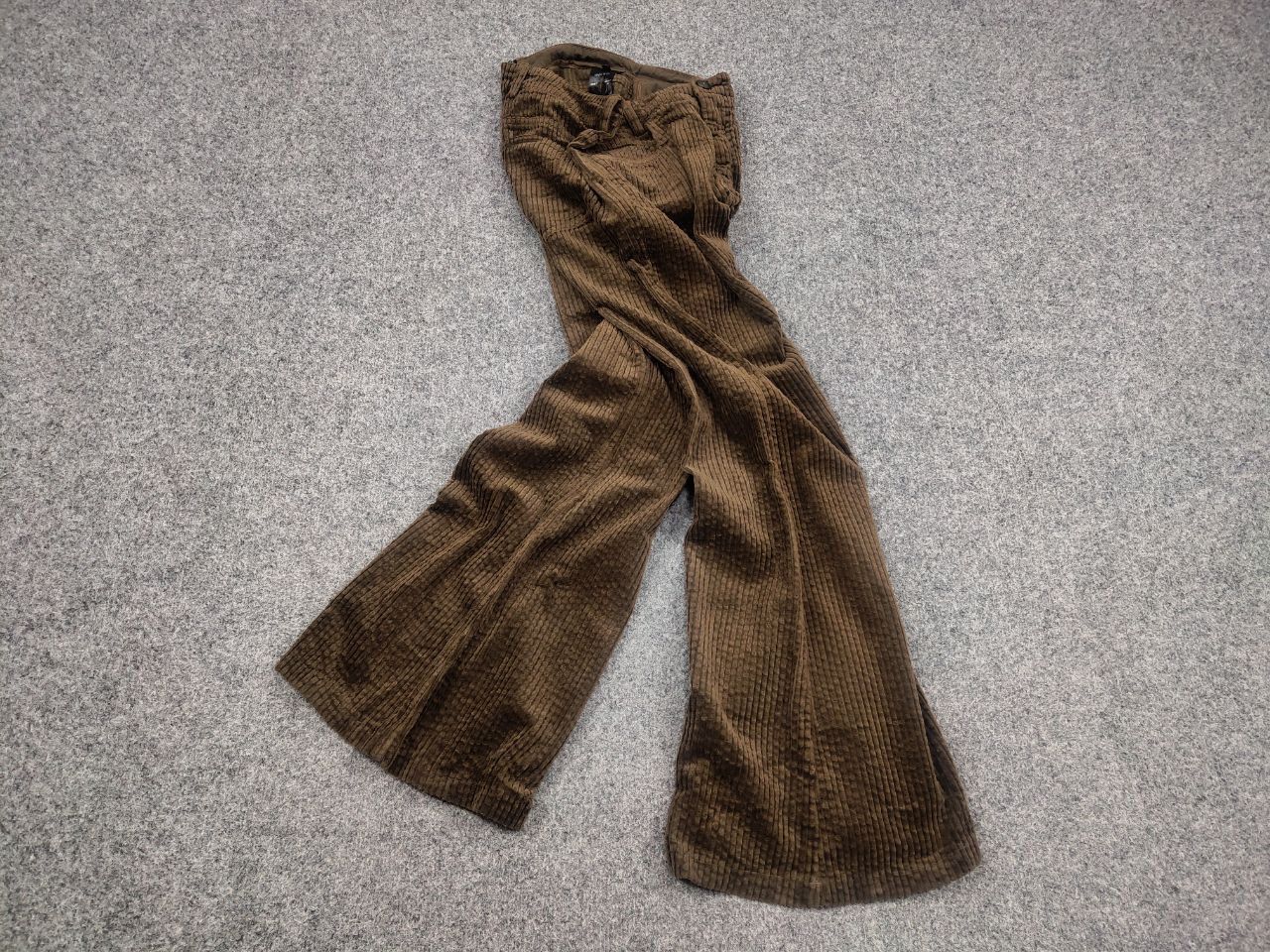 hannes roether Hannes Roether Design Flared Brown Corduroy Trouser Pants Size 30" / US 8 / IT 44 - 2 Thumbnail