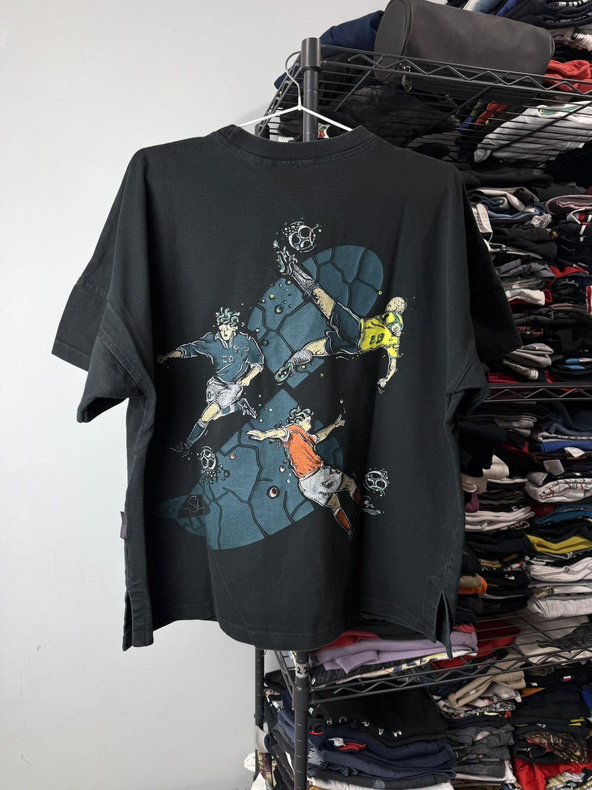 Japanese Brand Rare Vintage 1990’s Mystic Soccer Player T Shirt Japanese Size US M / EU 48-50 / 2 - 1 Thumbnail