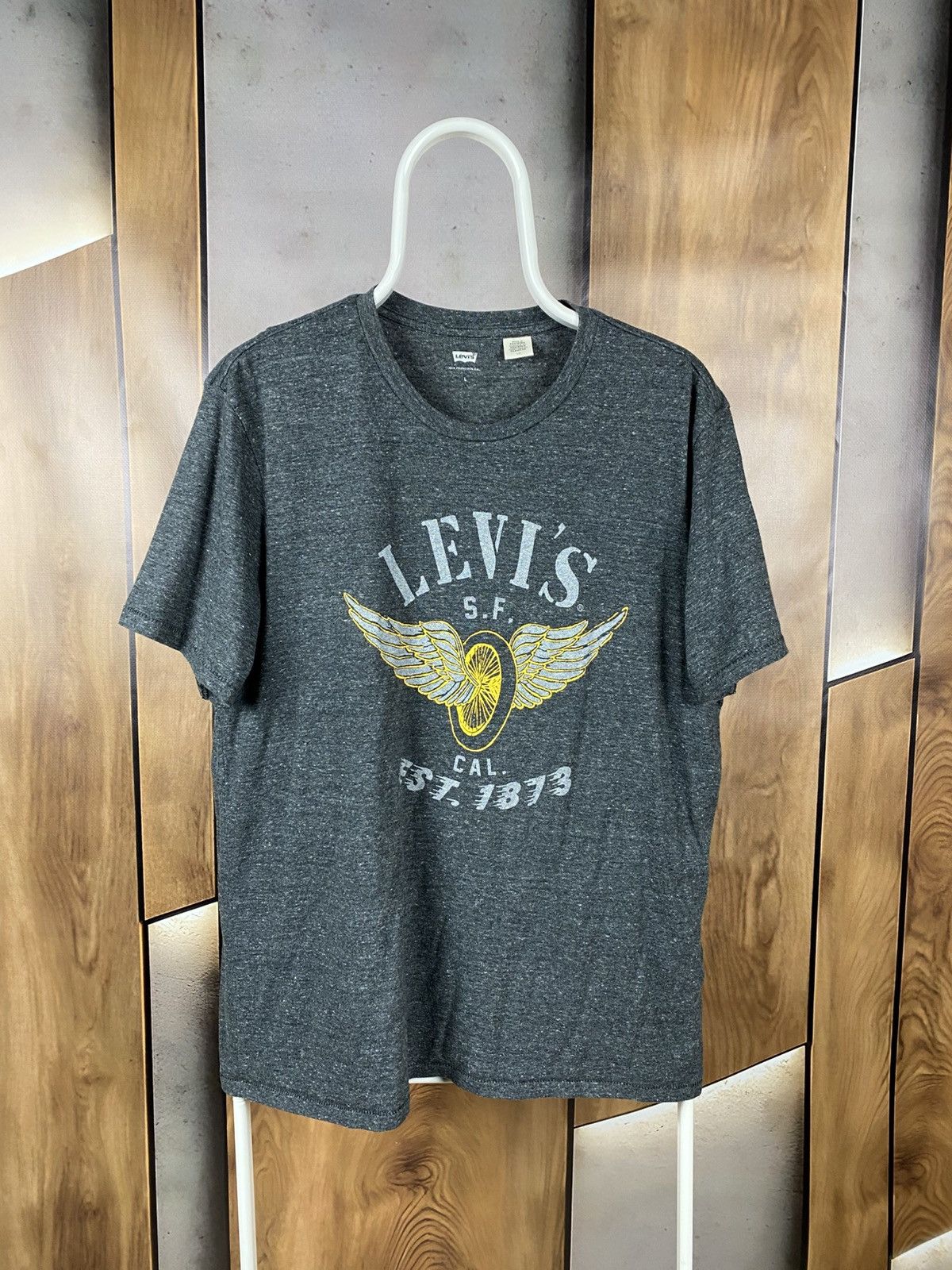 Levi's 🎠T-Shirt Levi’s Cal Est 1873 Art Tee🎠 Size US L / EU 52-54 / 3 - 1 Thumbnail