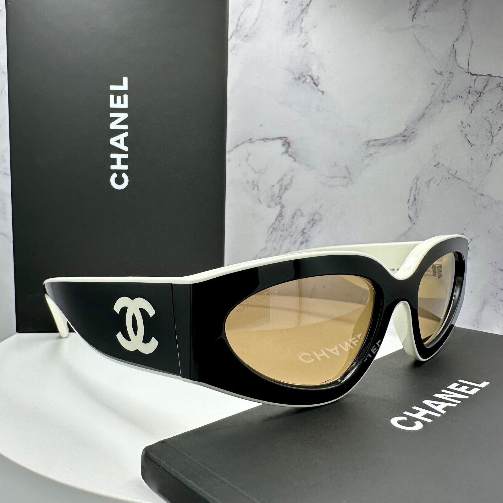 New CHANEL Black White Cat Eye Sunglasses CC Logo Authentic