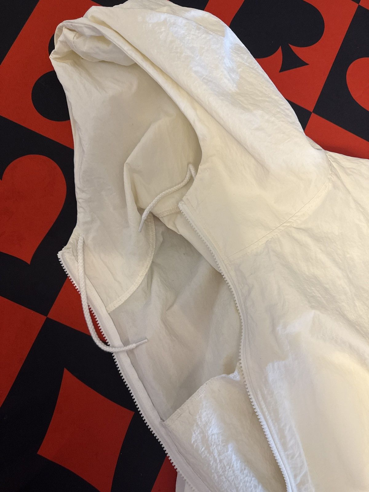 Yeezy Yeezy Vol 1 hooded white raincoat Size US XXL / EU 58 / 5 - 3 Thumbnail