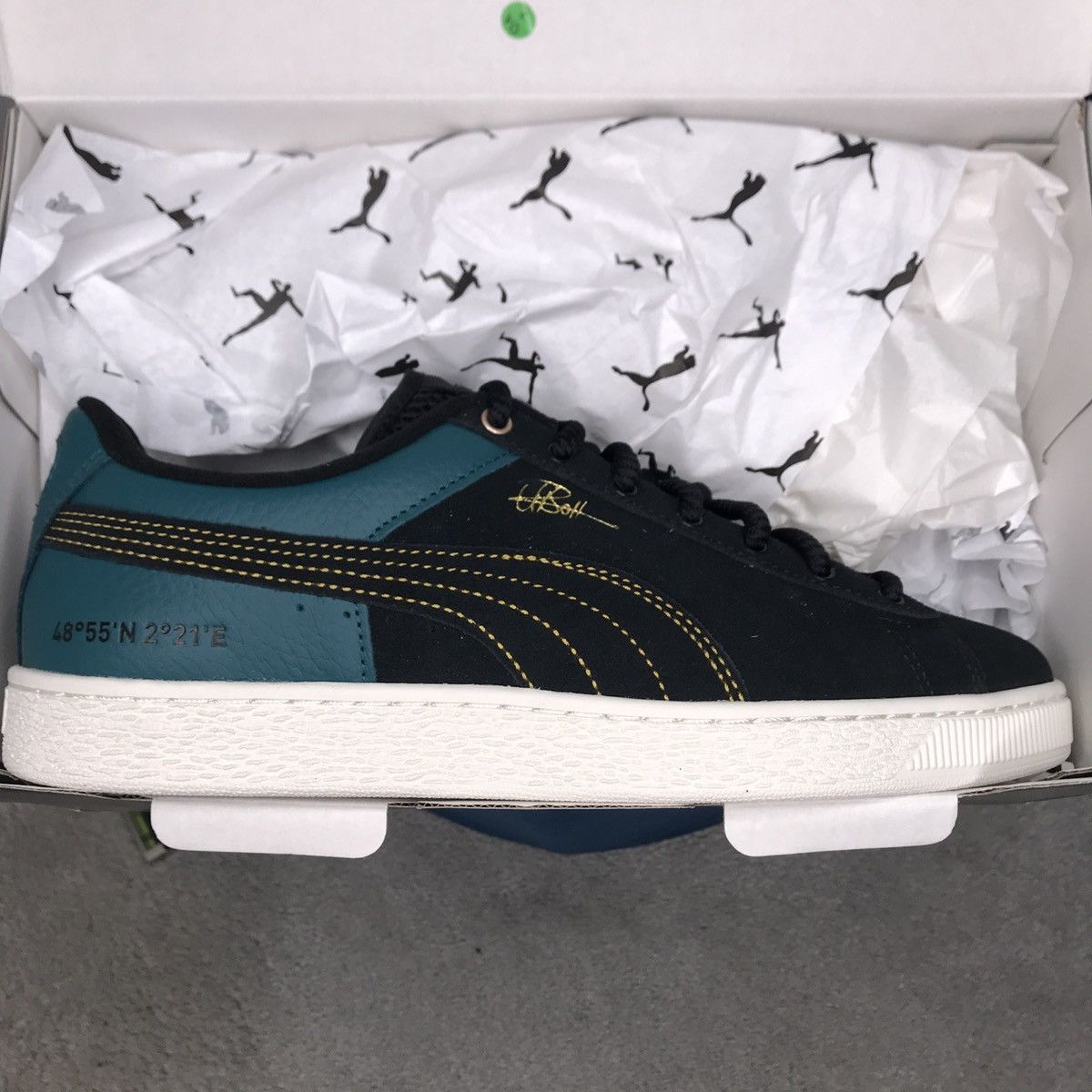 Puma PUMA x USAIN BOLT SUEDE SIZE 10 US Size US 10 / EU 43 - 2 Thumbnail