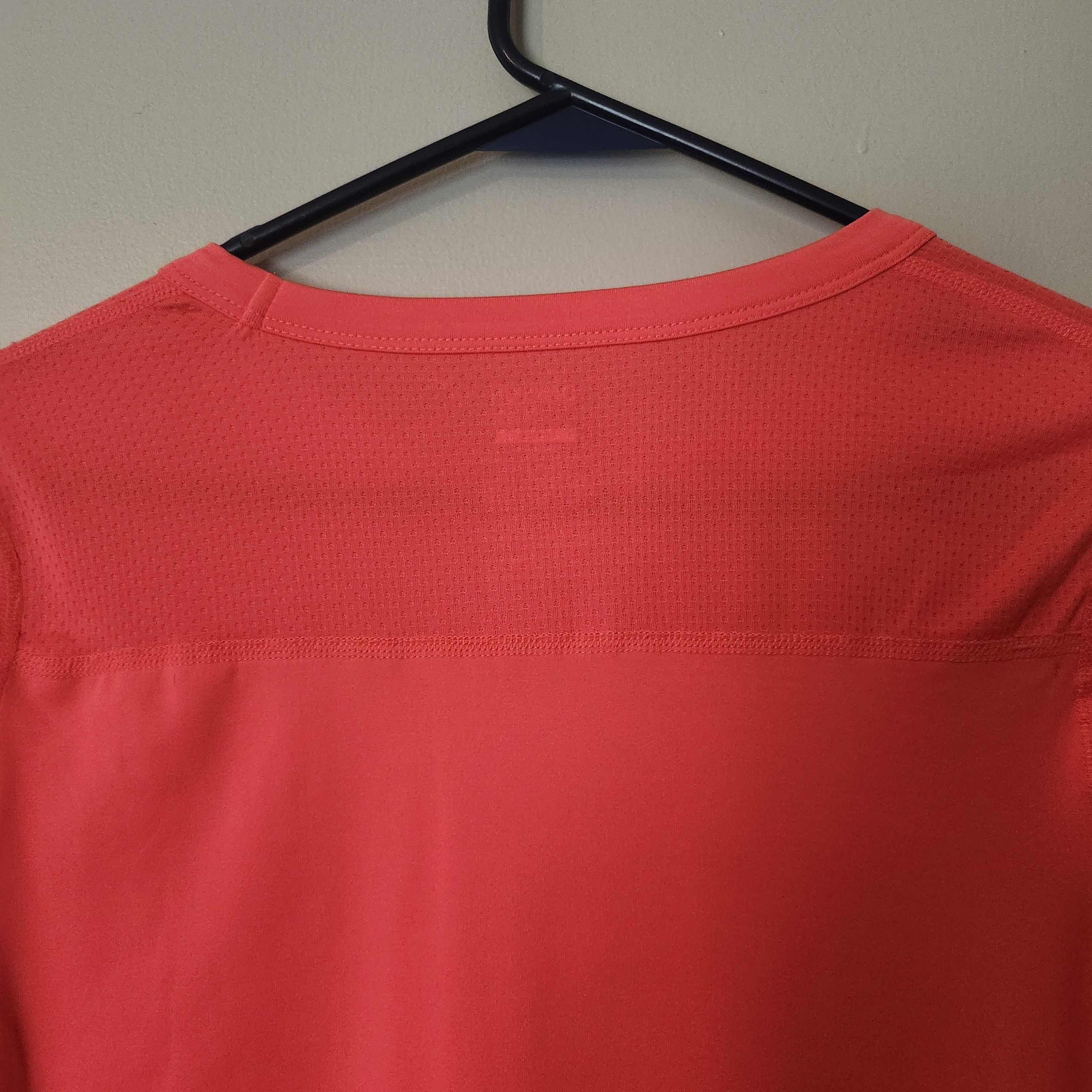 Other Danskin Women's Performance Long Sleeve Top Orange SZ S NWT Size S / US 4 / IT 40 - 5 Thumbnail