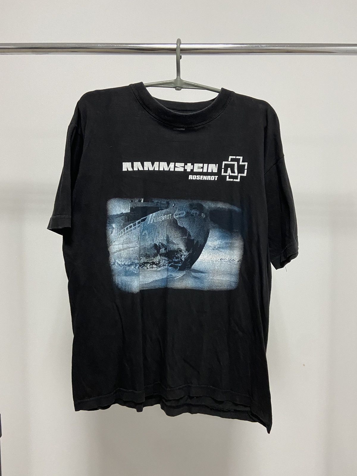 Band Tees × Vintage Rammstein Rosenrot Vintage Big Logo T Shirt Rock Band Skate Size US L / EU 52-54 / 3 - 1 Thumbnail