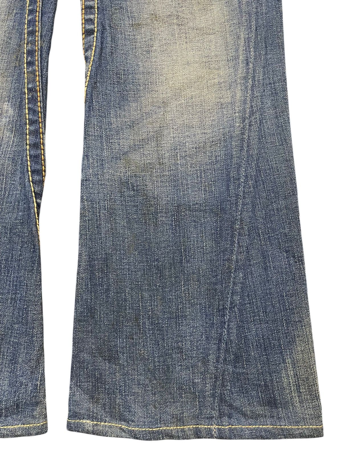 True Religion Vintage Usa True Religion Mud Wash Whiskers Bootcut Wide Leg Size US 31 - 8 Thumbnail