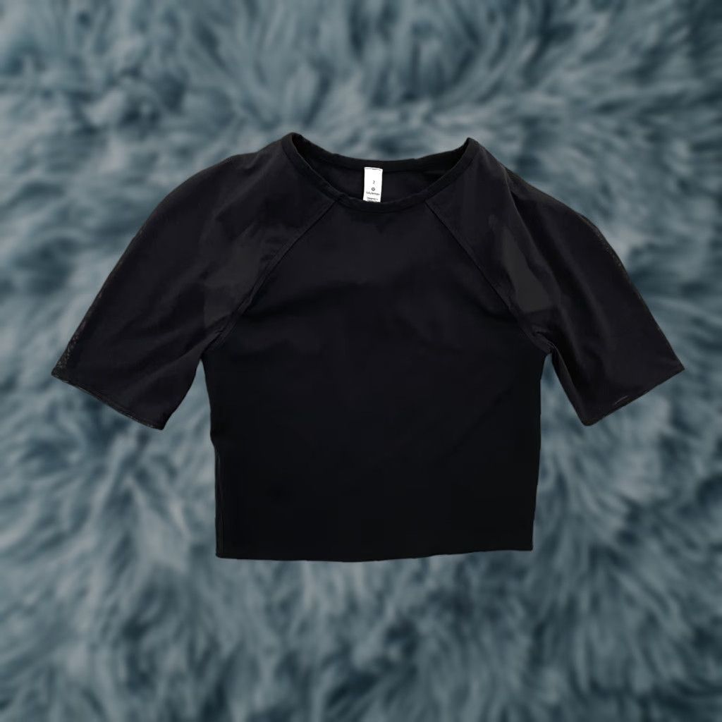 Lululemon Lululemon Black Sheer Short Sleeve Shirt Women’s 2 Athletic Casual Gym Yoga Top Size XS / US 0-2 / IT 36-38 - 1 Thumbnail