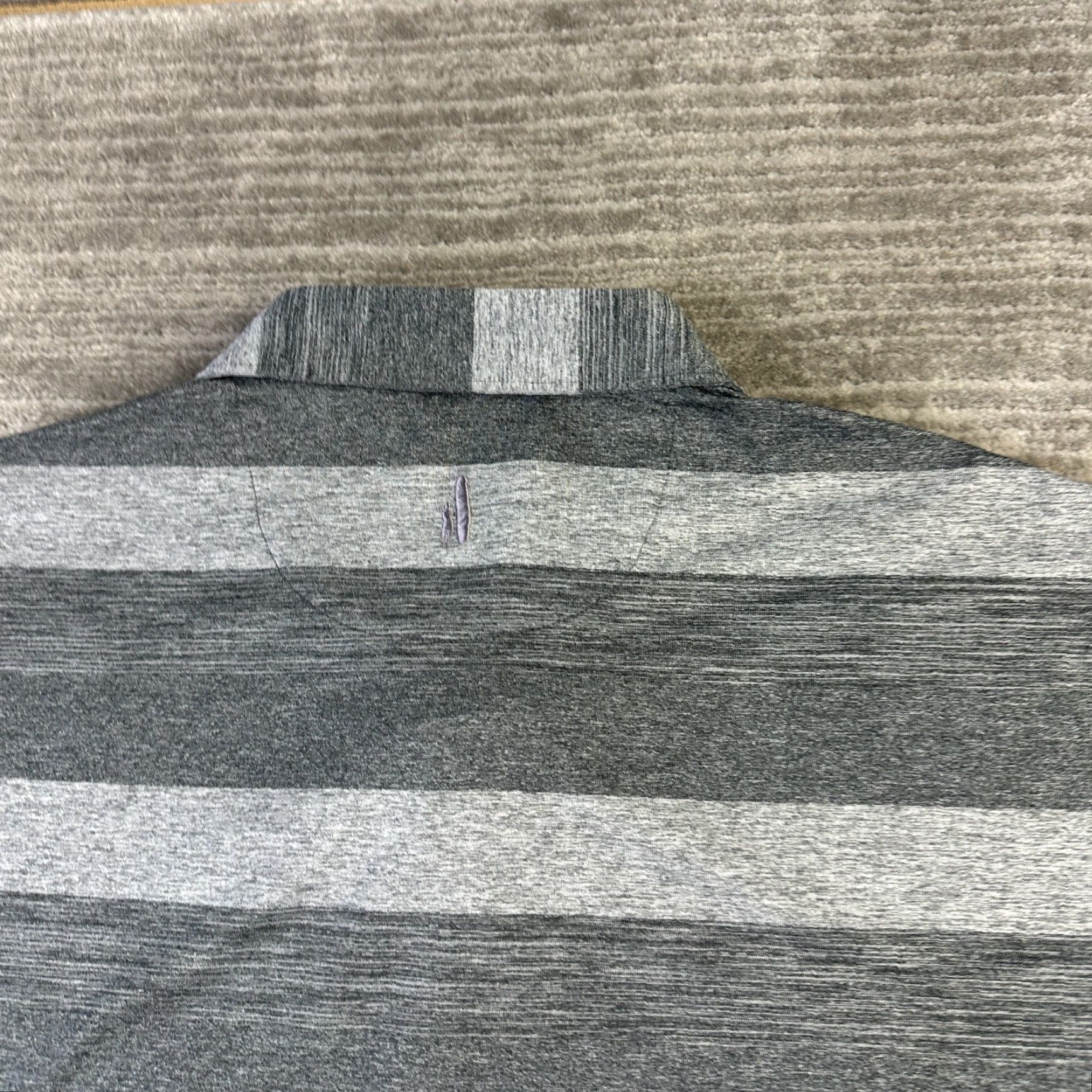 johnnie-O Johnnie O Polo Shirt Mens 2XL XXL Gray Striped Golf Performance Size US XXL / EU 58 / 5 - 4 Thumbnail