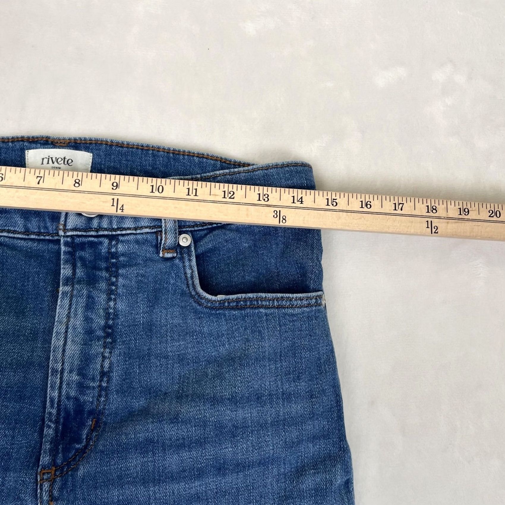 Vintage Rivete Kick Crop Jeans Womens 28 Blue Wash High Rise Cropped Stretch Denim Jeans Size 28" / US 6 / IT 42 - 4 Thumbnail