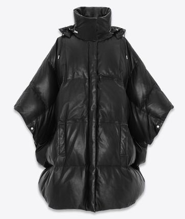 o1bcso1str1025 Down Cape In Lambskin in Black